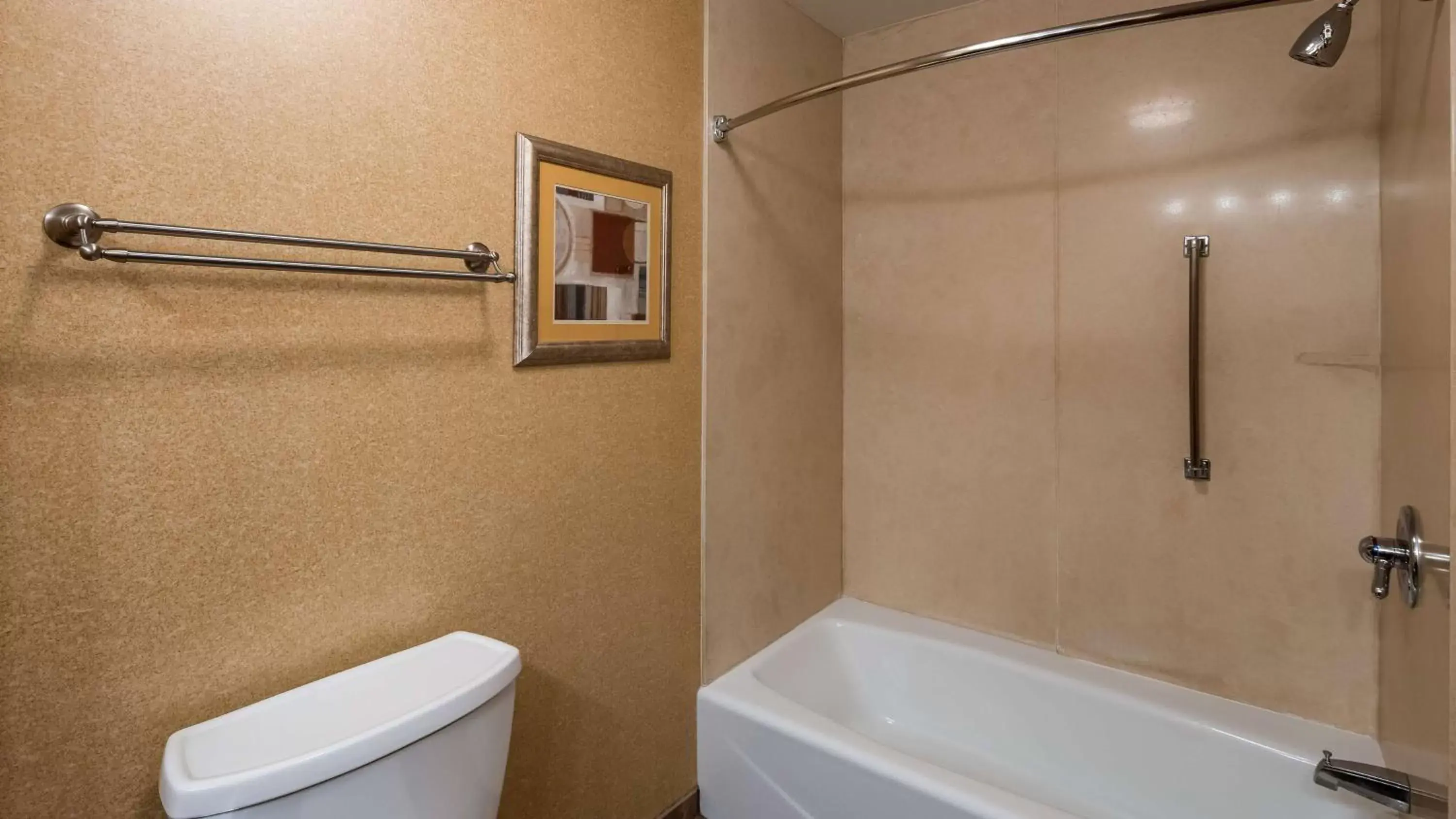 Bathroom in Best Western Plus North Canton Inn & Suites