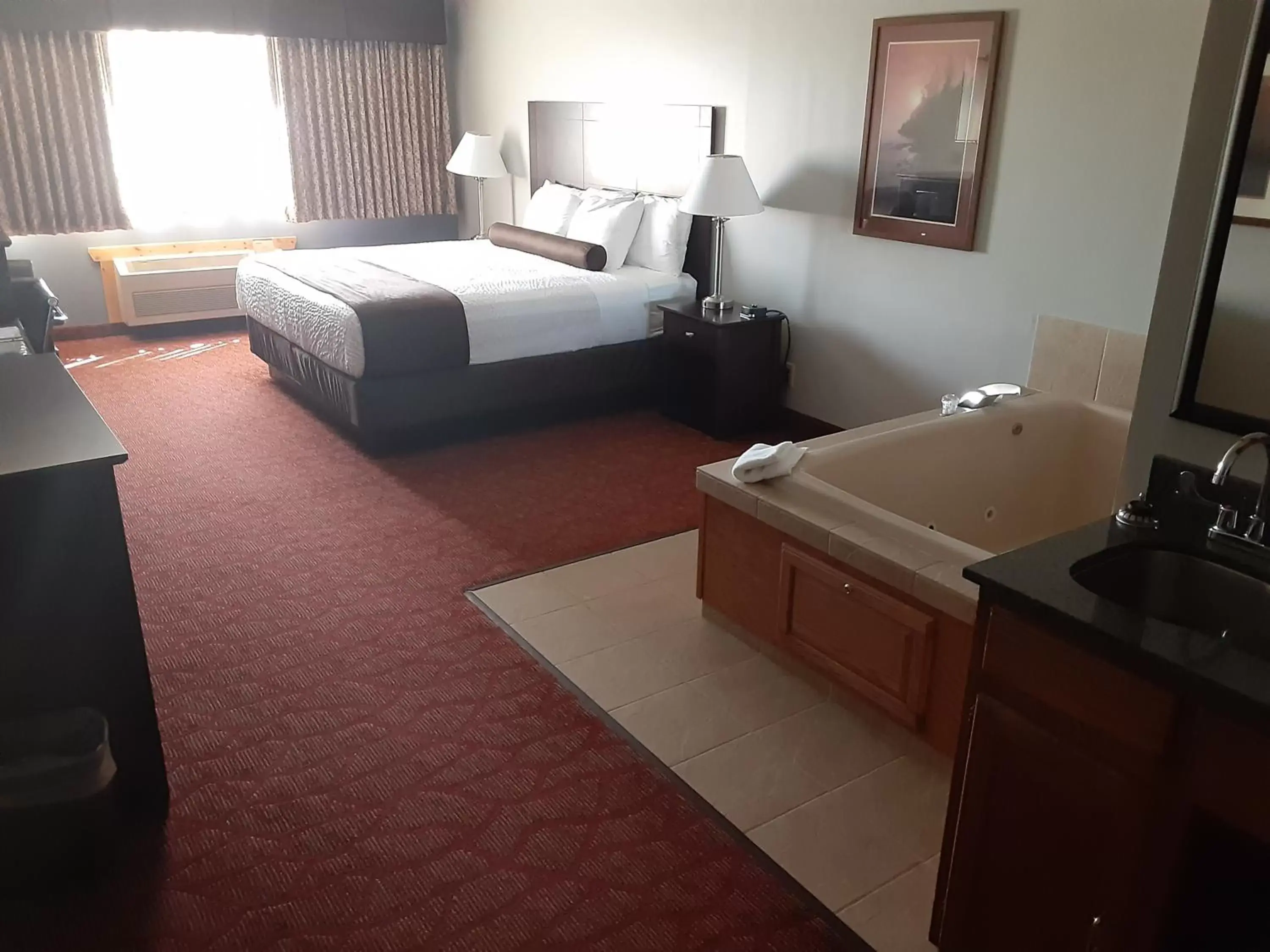 Bed in Boarders Inn & Suites by Cobblestone Hotels - Superior/Duluth