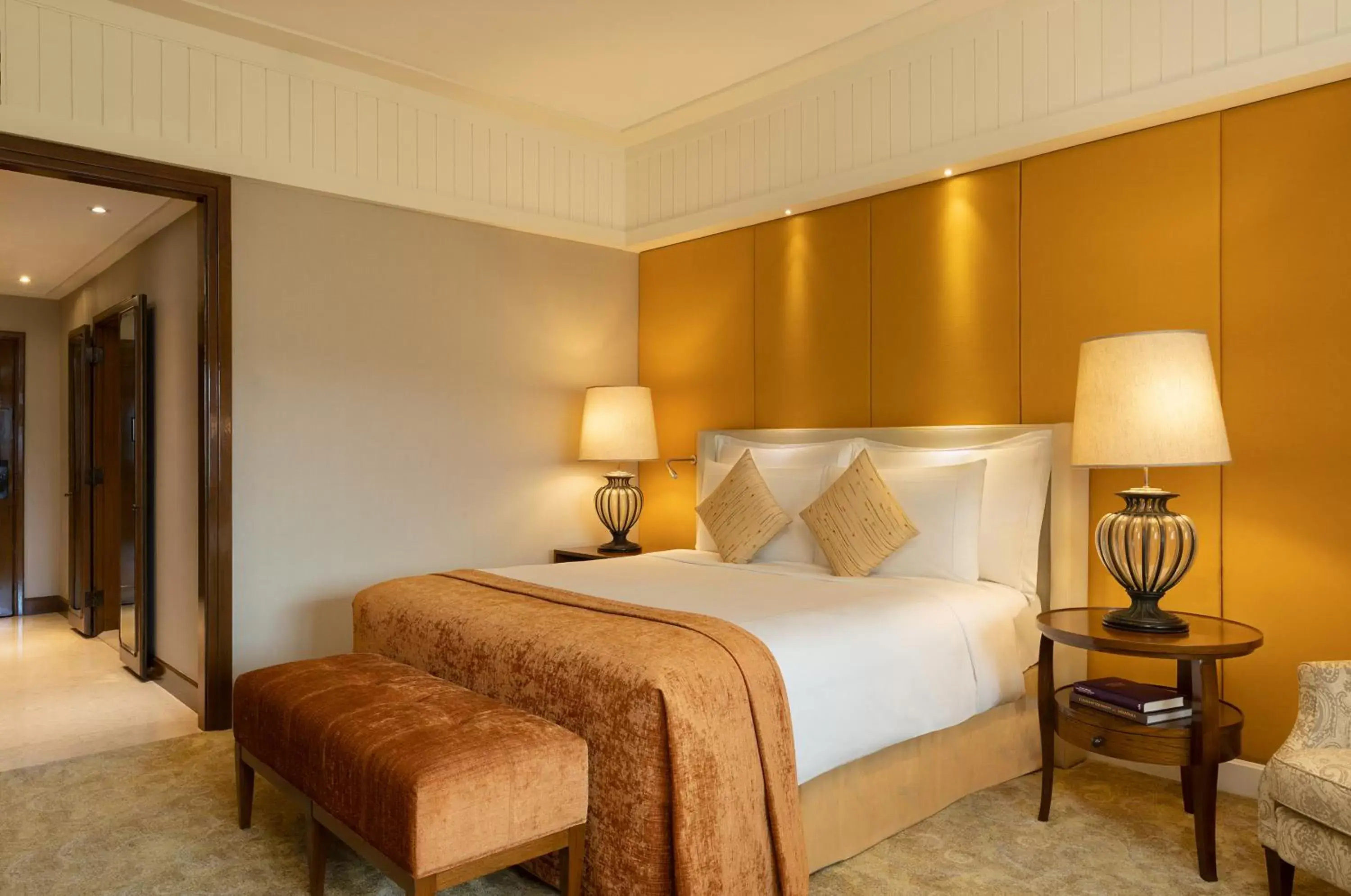 Bedroom, Bed in Anantara Siam Bangkok Hotel