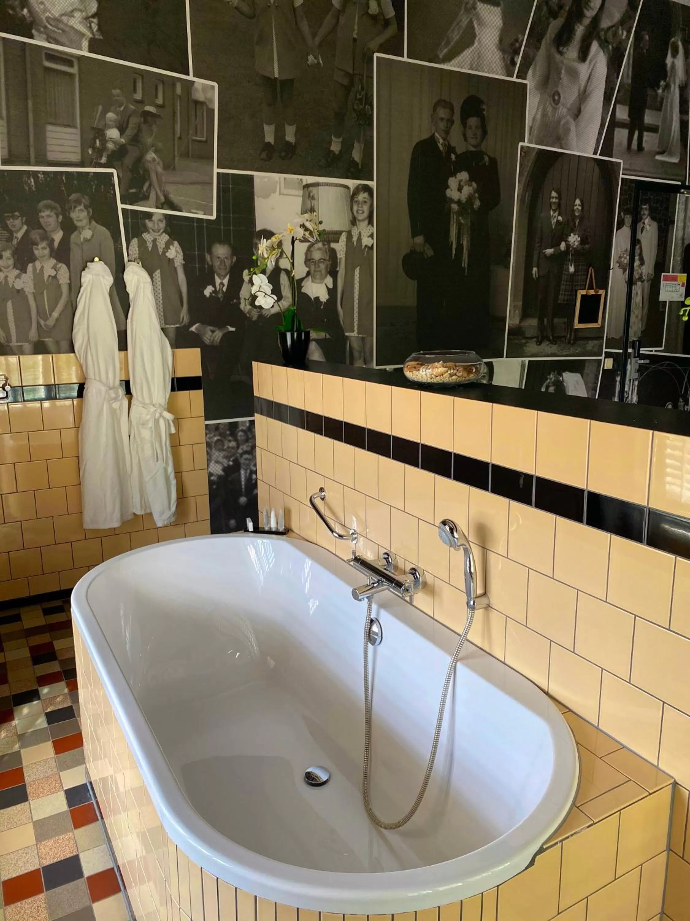 Shower in Hotel Nijver