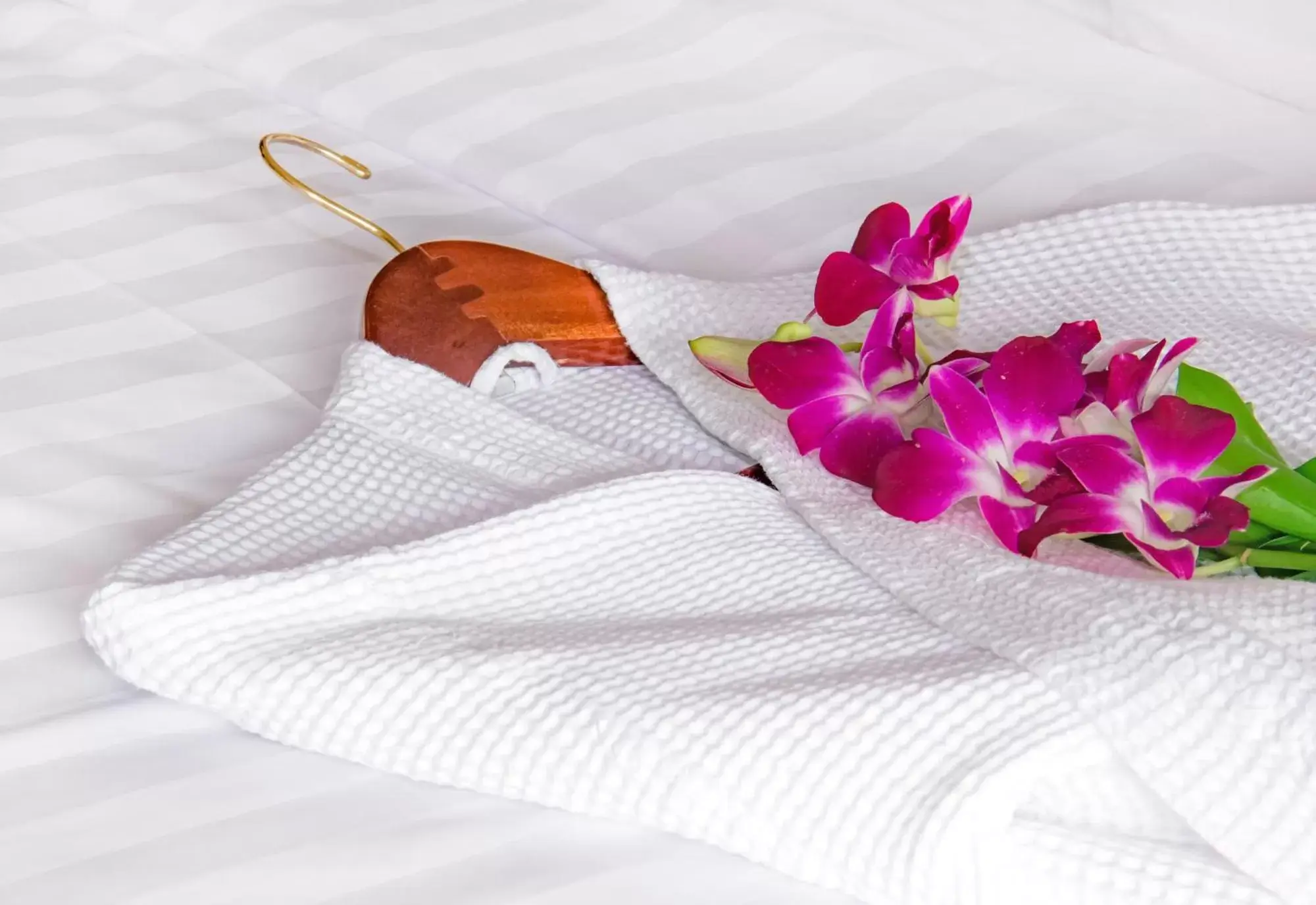 Massage, Bed in Ilha Branca Exclusive Hotel