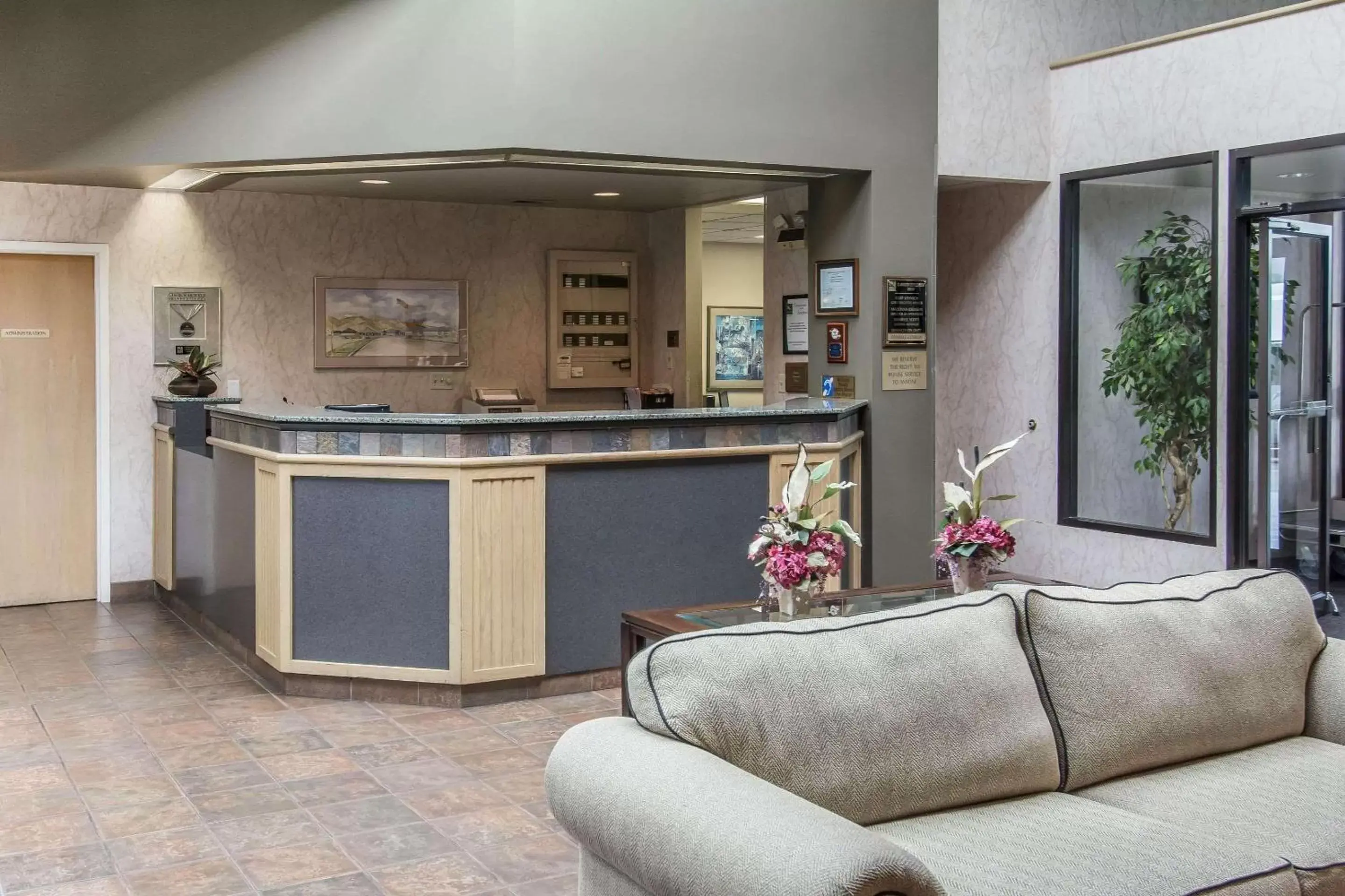 Lobby or reception, Lobby/Reception in Holiday Inn - Clarkston - Lewiston, an IHG Hotel
