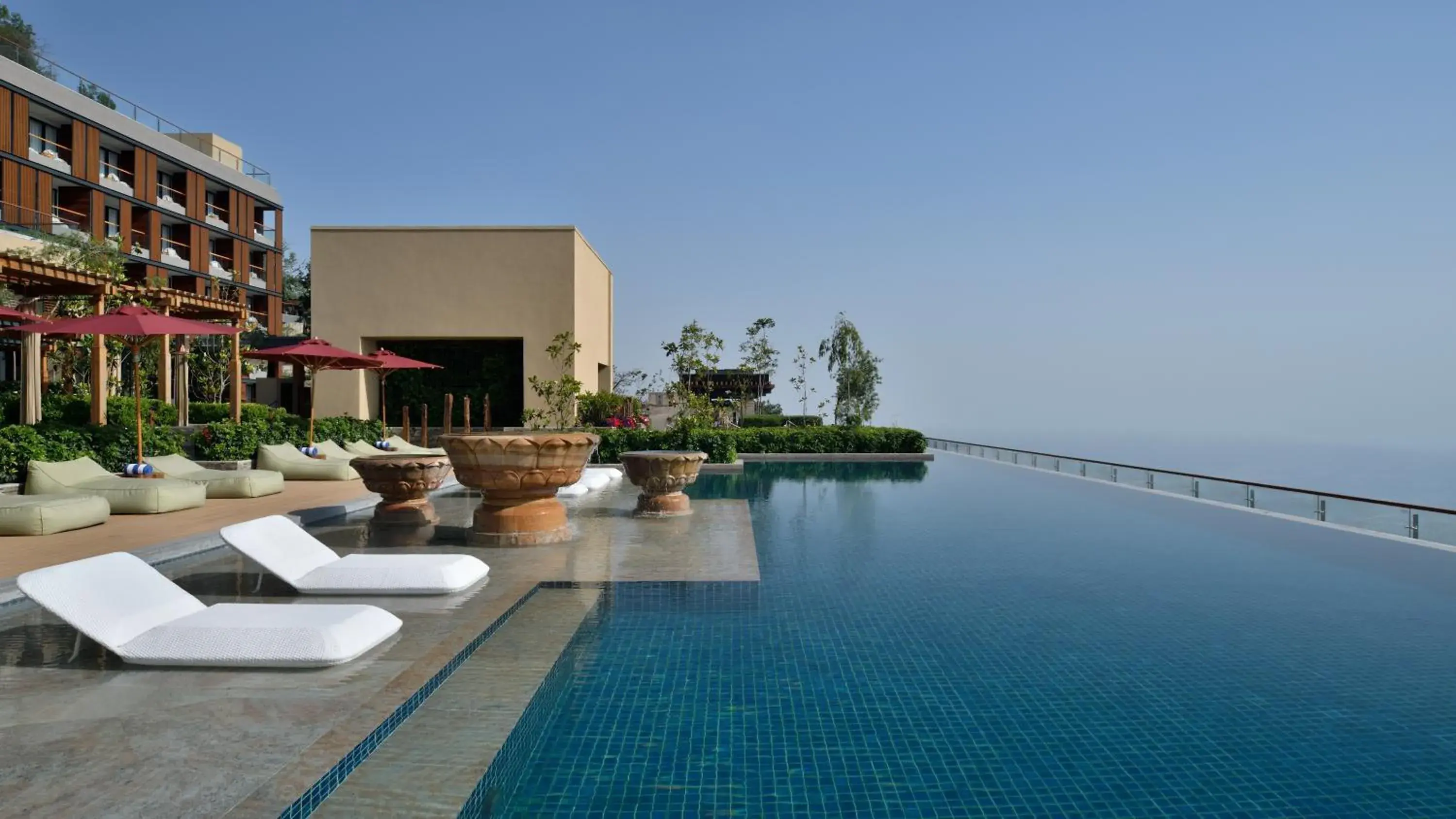 Swimming Pool in The Westin Resort & Spa Himalayas