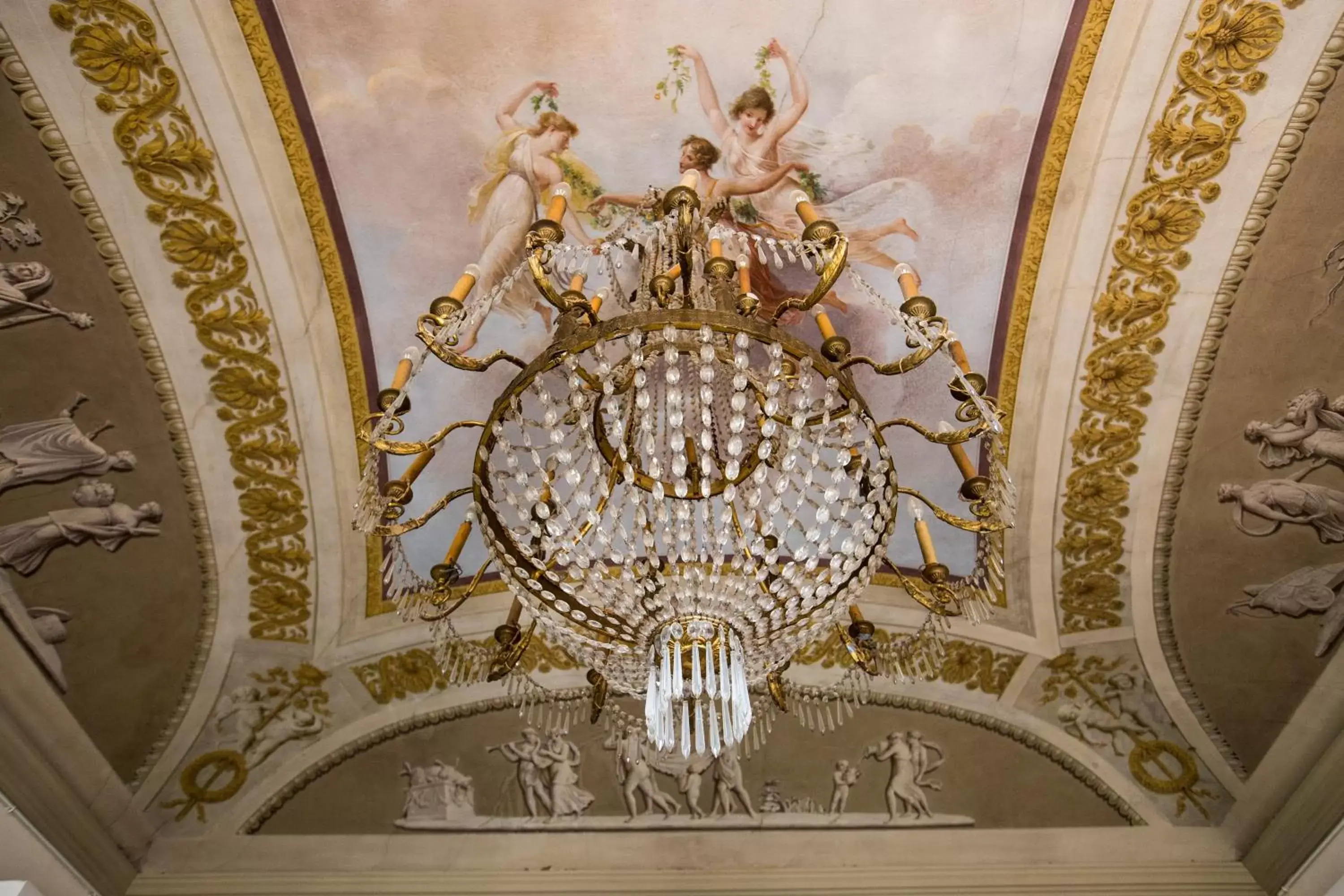 Decorative detail, Banquet Facilities in AdAstra Suites