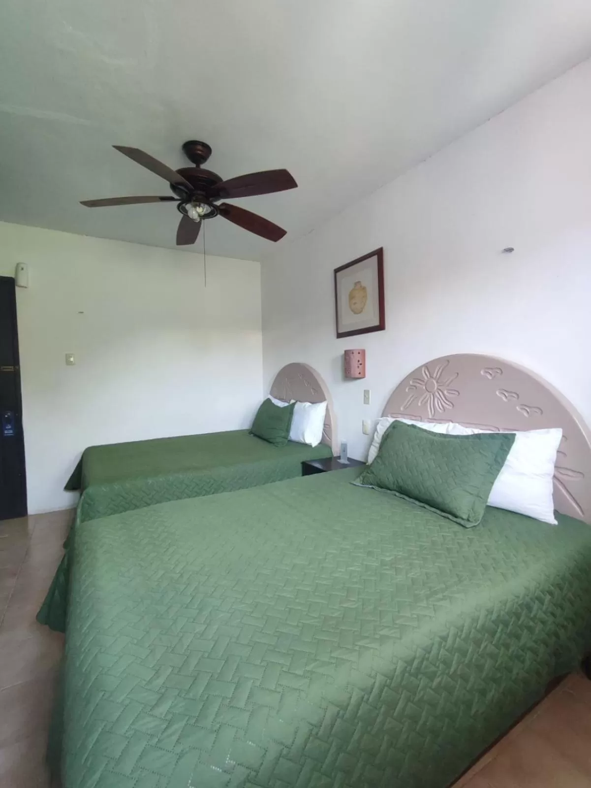 Bedroom, Bed in Hotel Rath