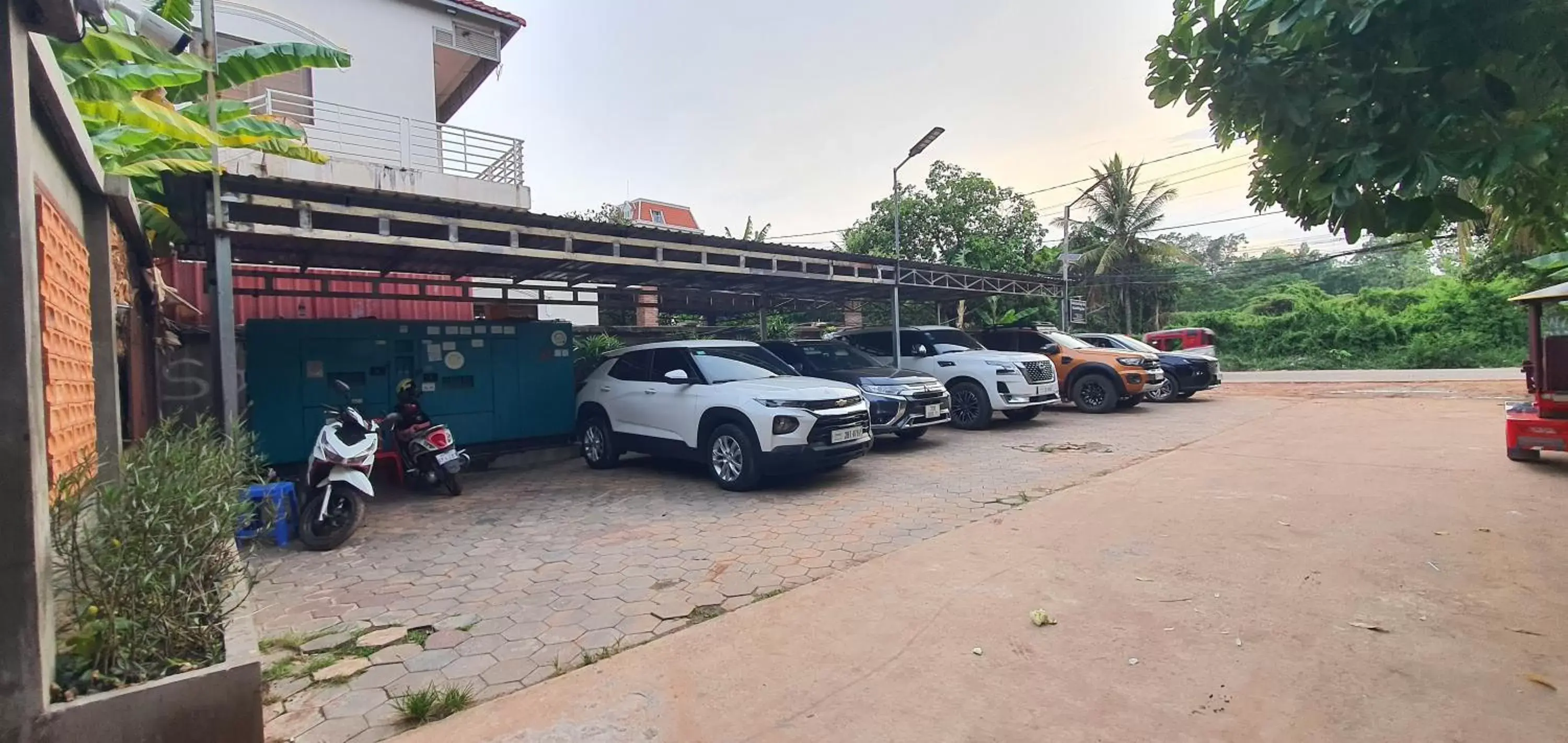 Parking, Property Building in Central Indochine D'angkor Hotel