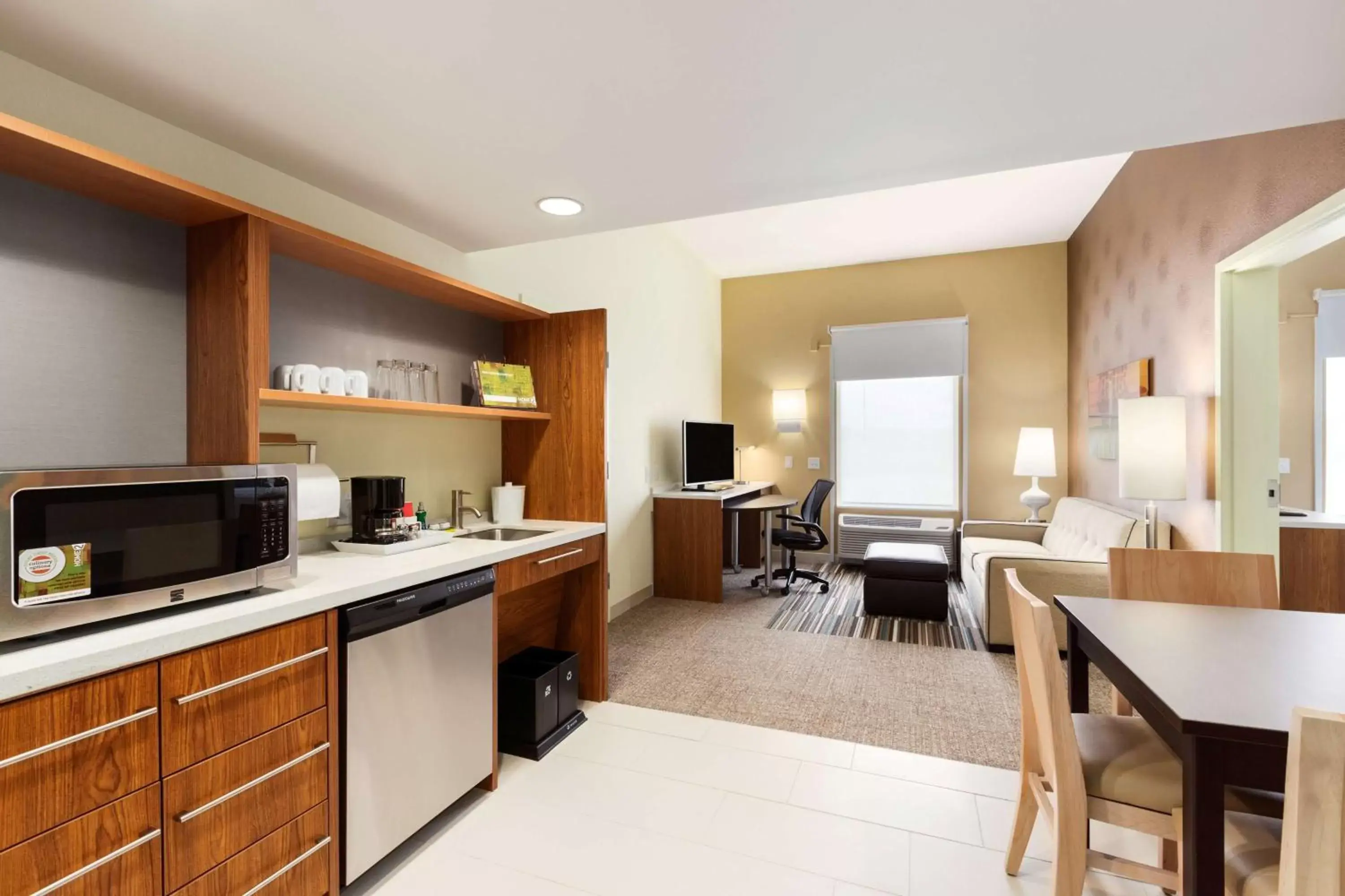 View (from property/room), Kitchen/Kitchenette in Home2 Suites By Hilton Omaha West