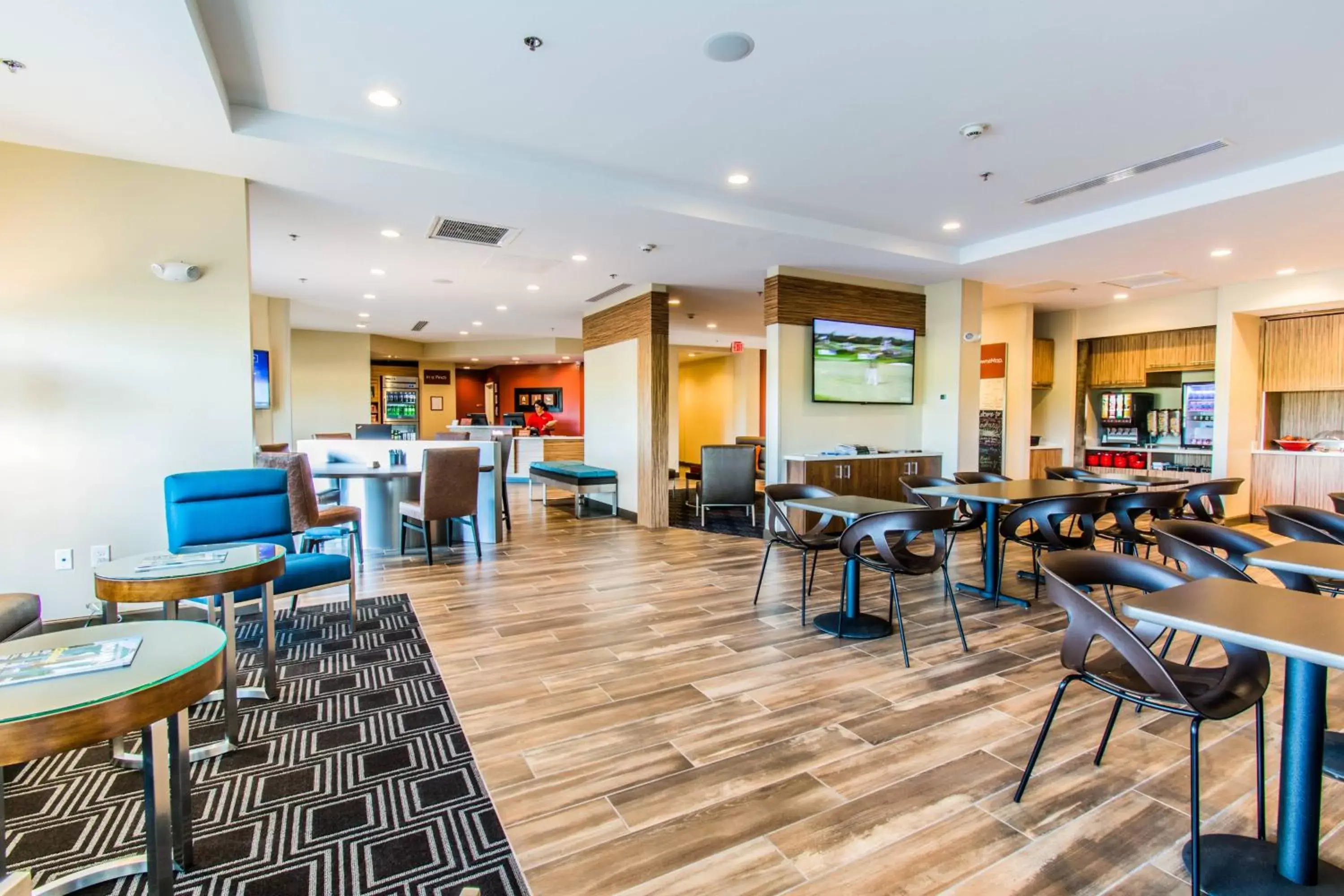 Breakfast, Restaurant/Places to Eat in TownePlace Suites by Marriott Evansville Newburgh