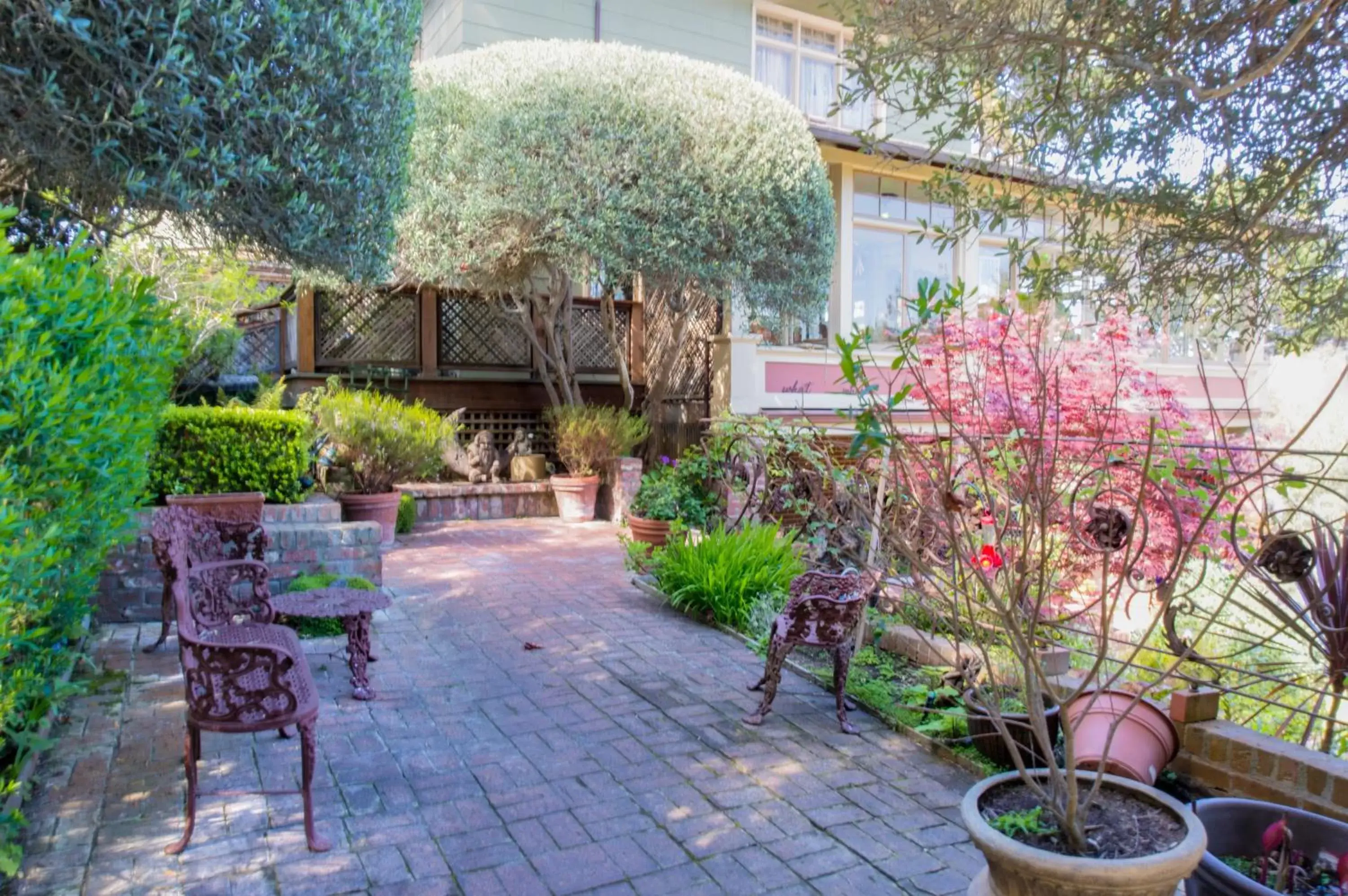 Garden, Patio/Outdoor Area in The Jabberwock Bed & Breakfast