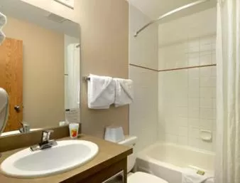 Queen Room - Non-Smoking in Super 8 by Wyndham Meadow Lake