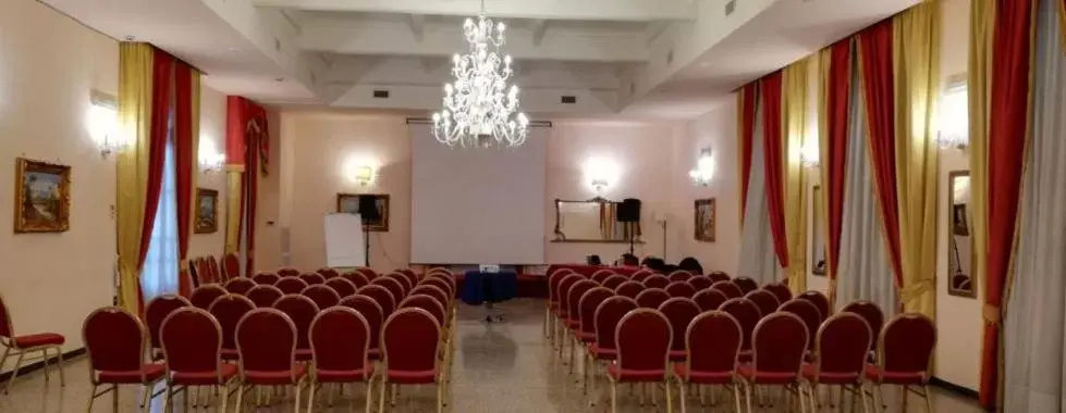 Meeting/conference room in Grand Hotel Capodimonte