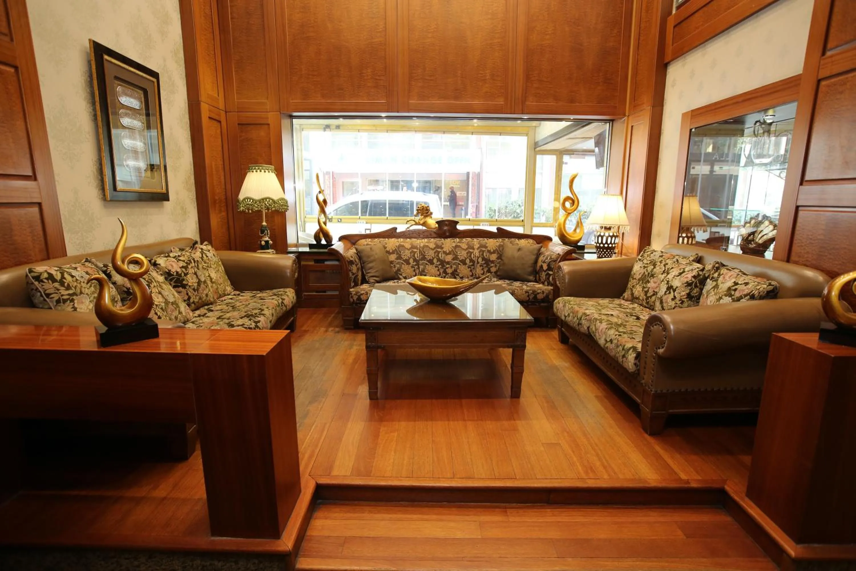 Decorative detail, Seating Area in Eterno Hotel
