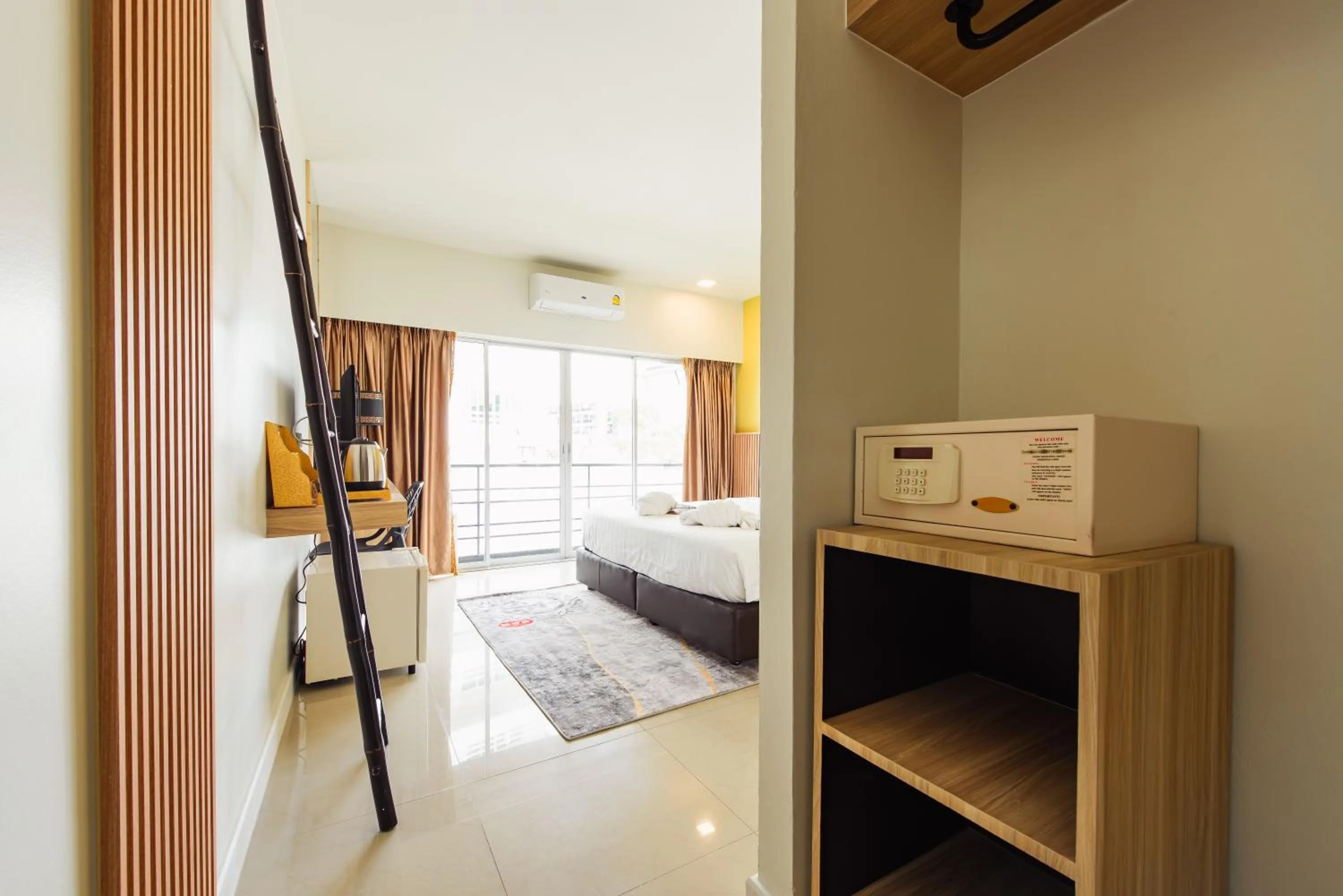 TV and multimedia, Bed in The Golden Ville Boutique Hotel and Spa