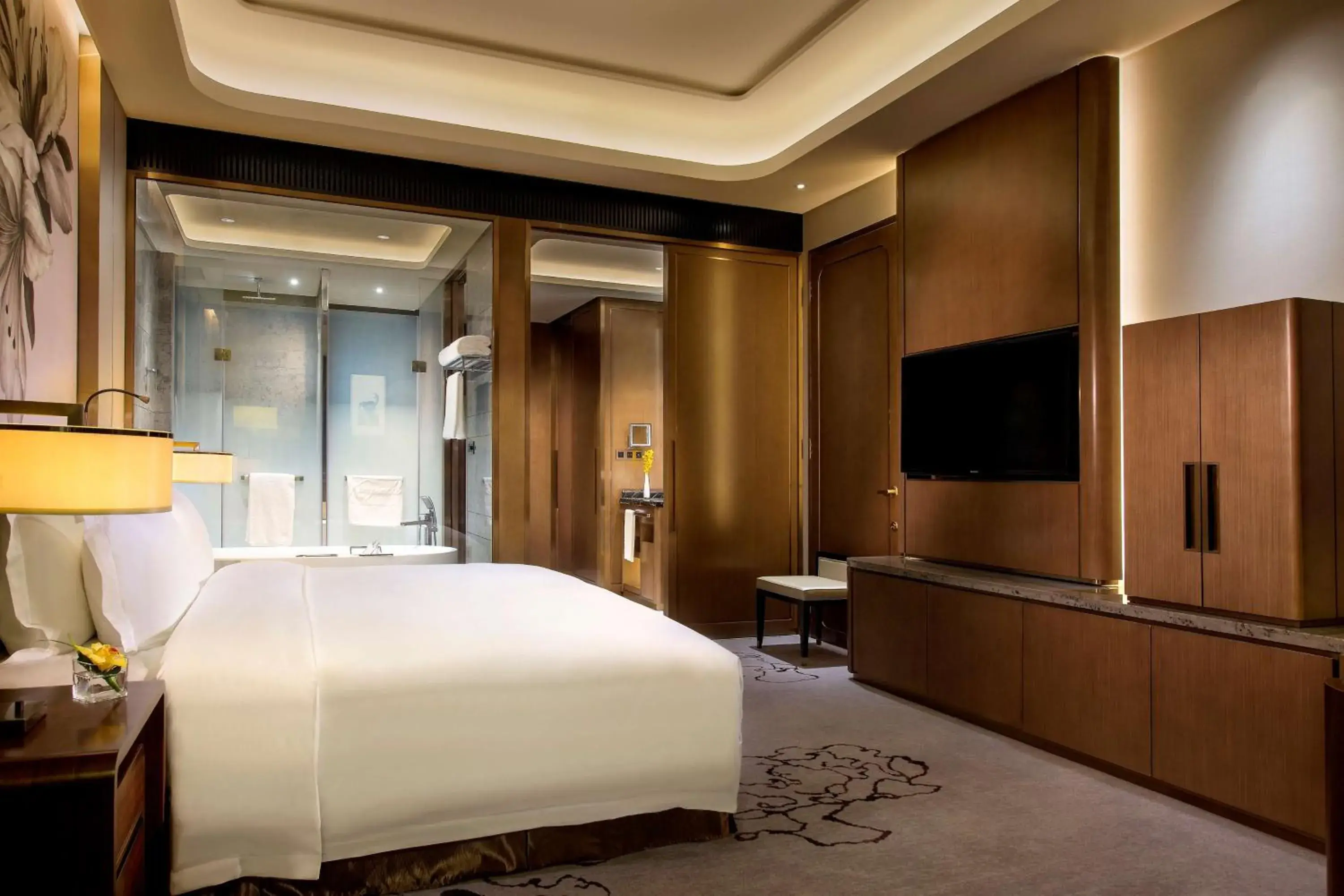 Photo of the whole room, Bed in Kempinski Hotel Changsha