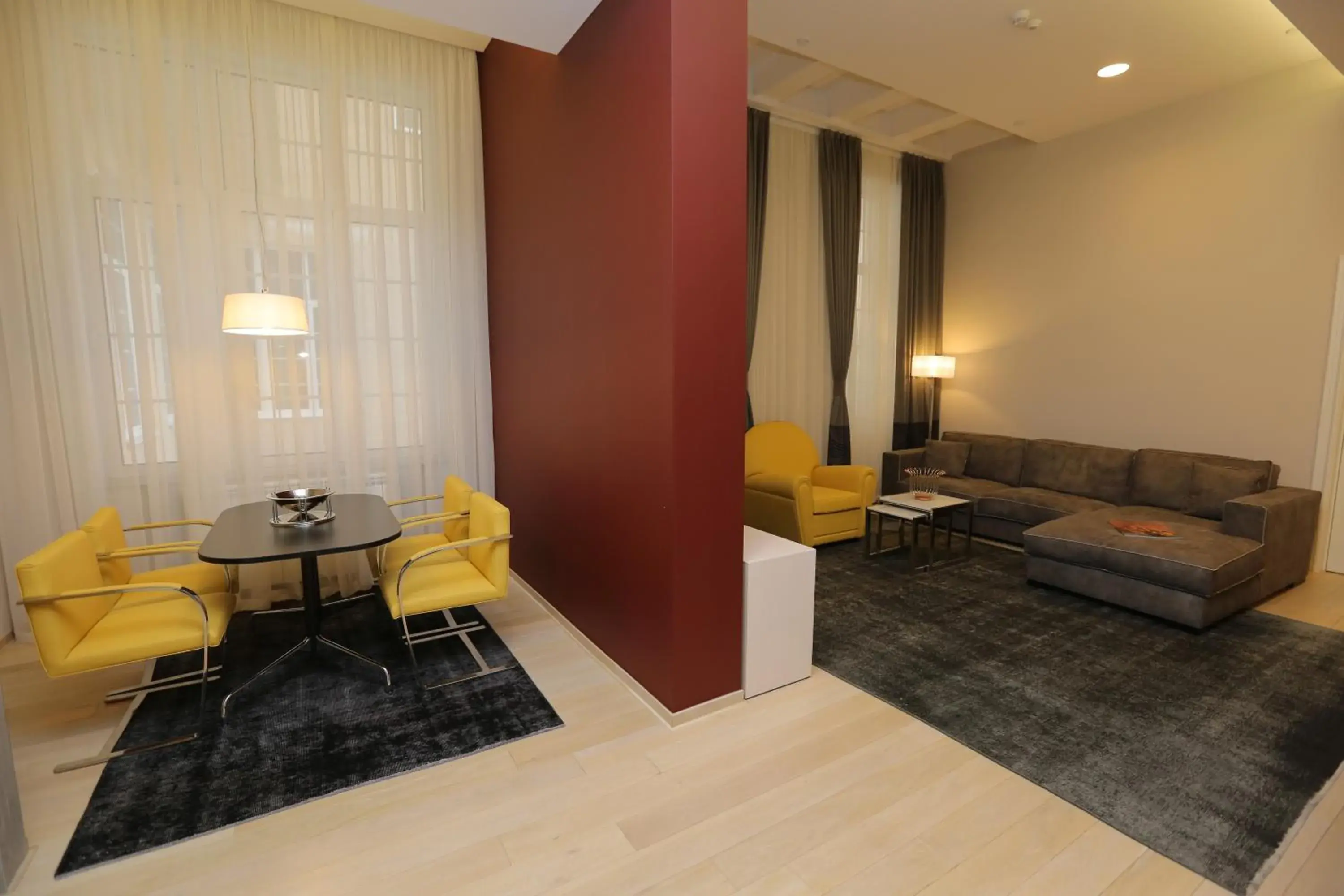 Two-Bedroom Apartment in Zepter Hotel