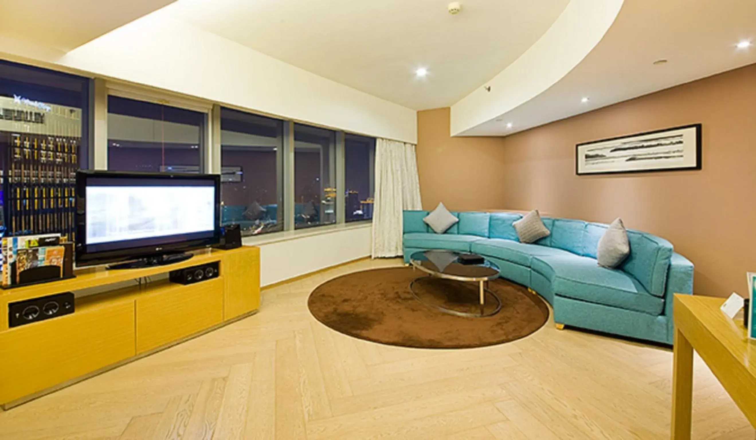 Living room, Seating Area in Somerset Riverview Chengdu