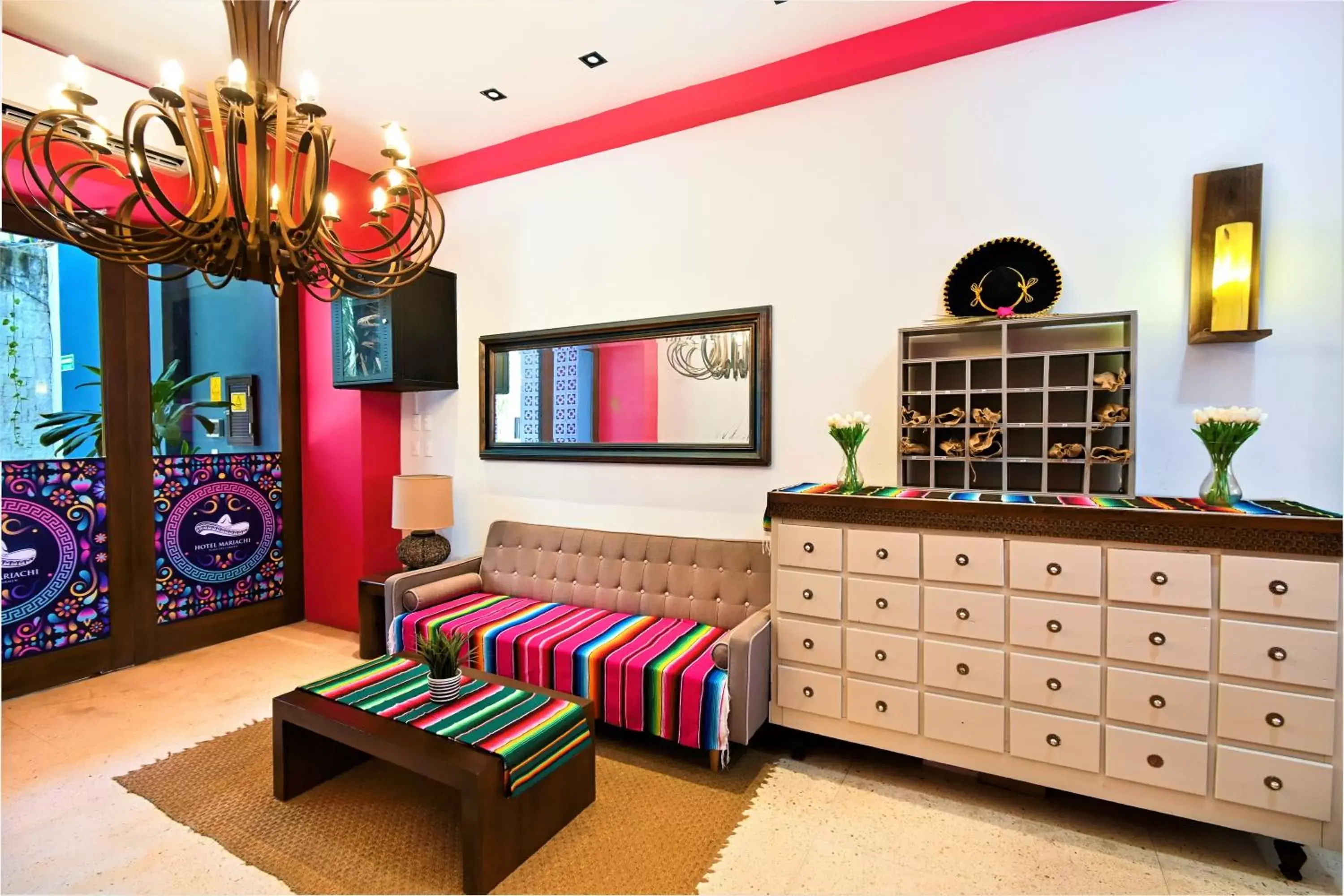 Living room in Hotel Mariachi by Kavia 5th Av Living room in Hotel Mariachi by Kavia 5th Av