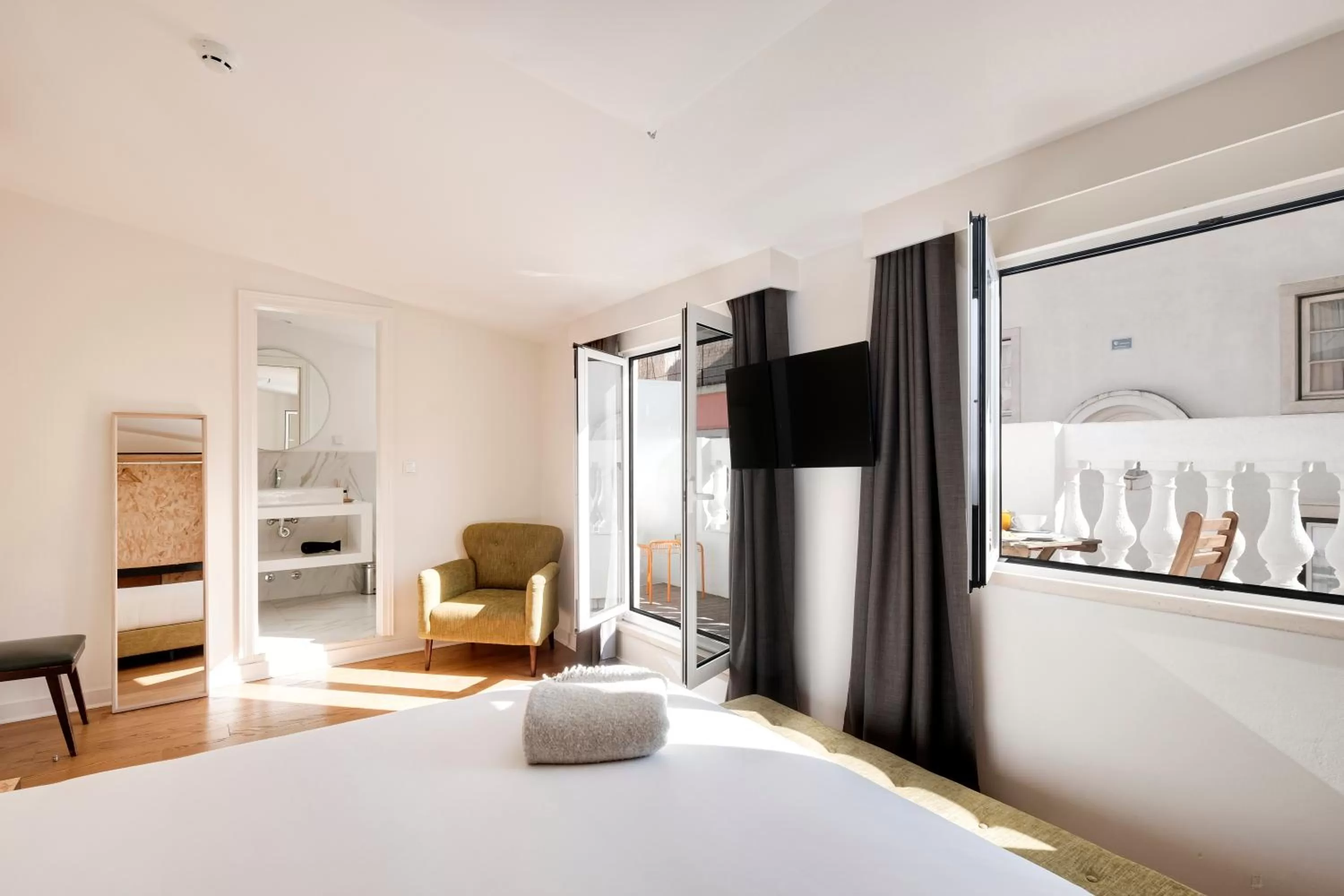 Balcony/Terrace, Bed in 1869 Príncipe Real House