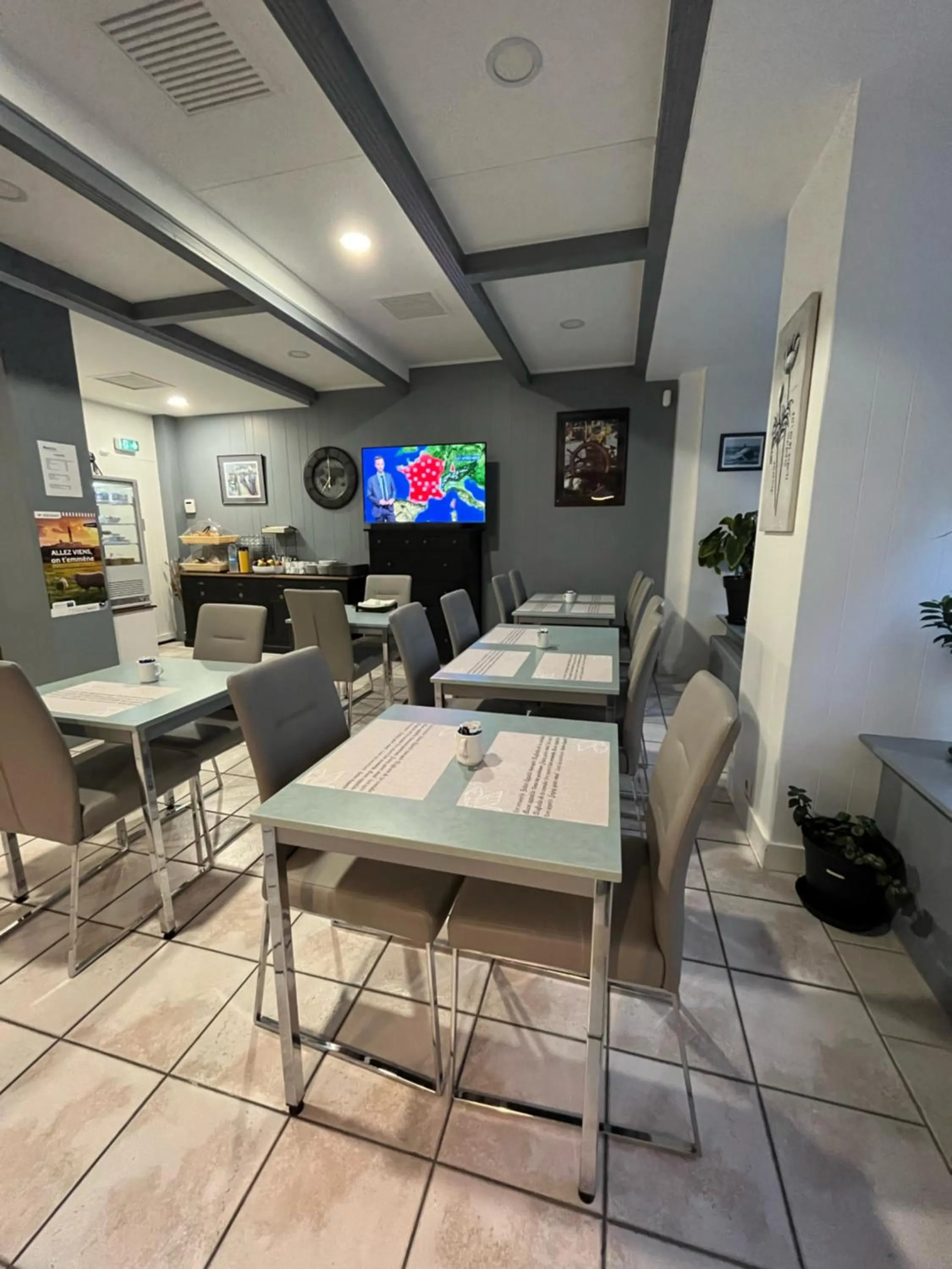 Breakfast in Hôtel Agena