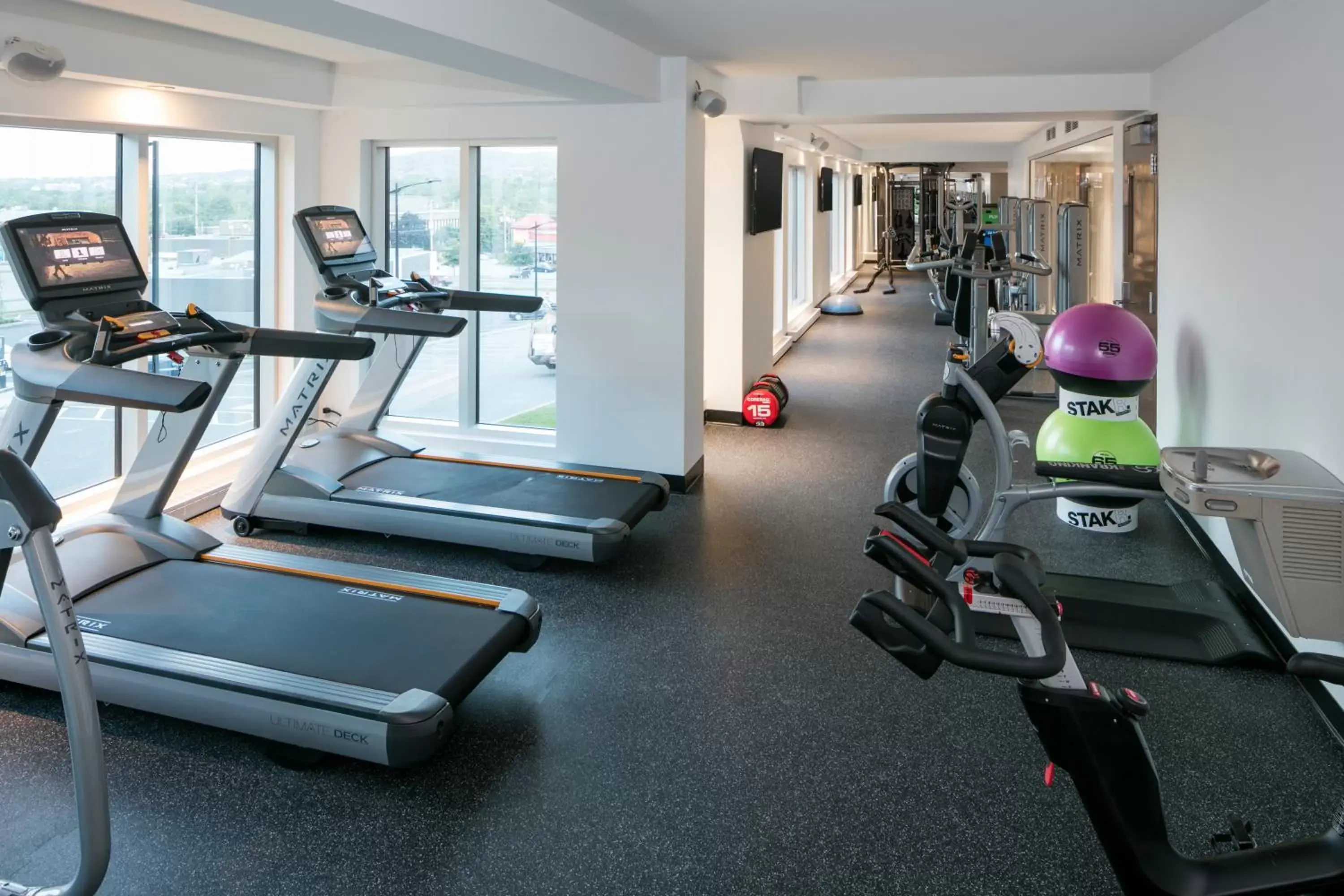 Fitness centre/facilities, Fitness Center/Facilities in OTL Gouverneur Sherbrooke
