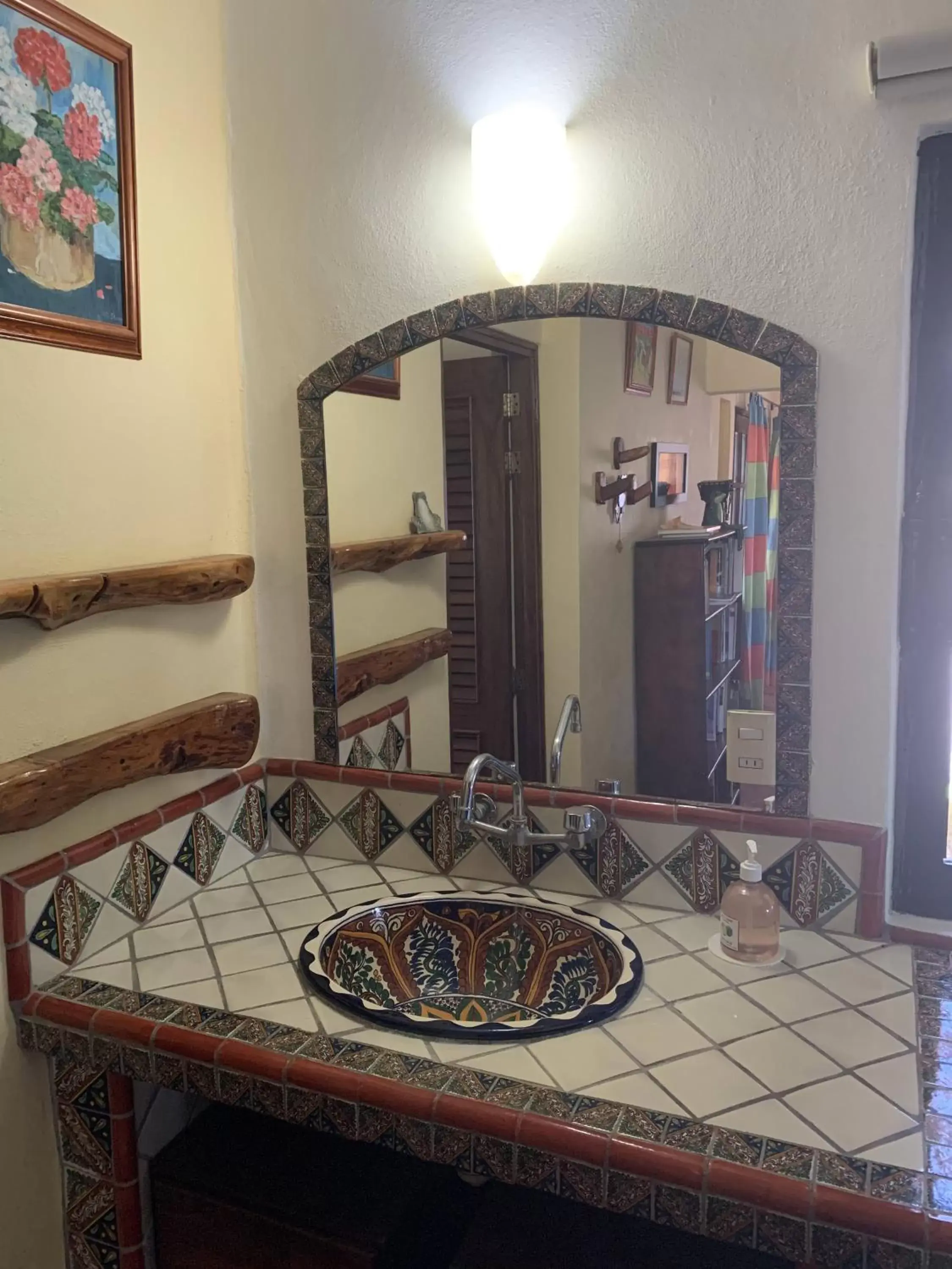 Bathroom in Hotel Casamar Suites