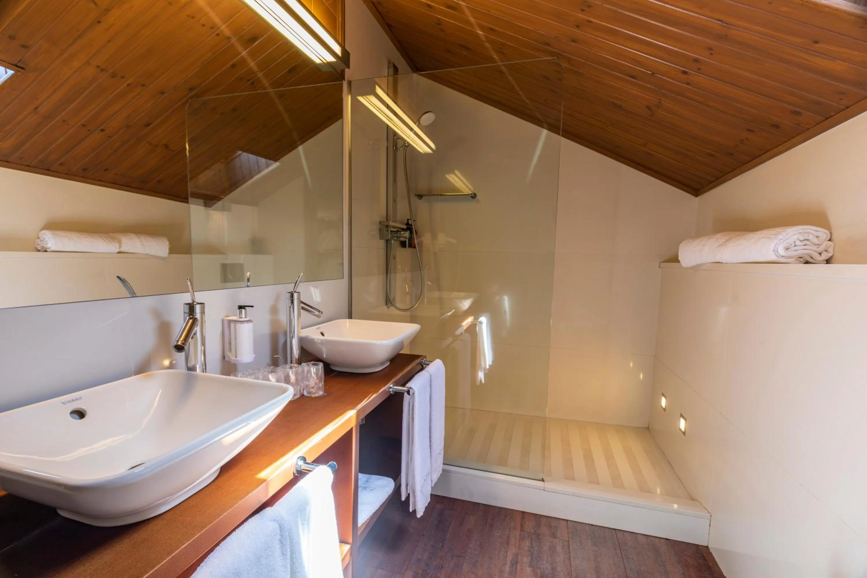 Shower in Hotel del Prado