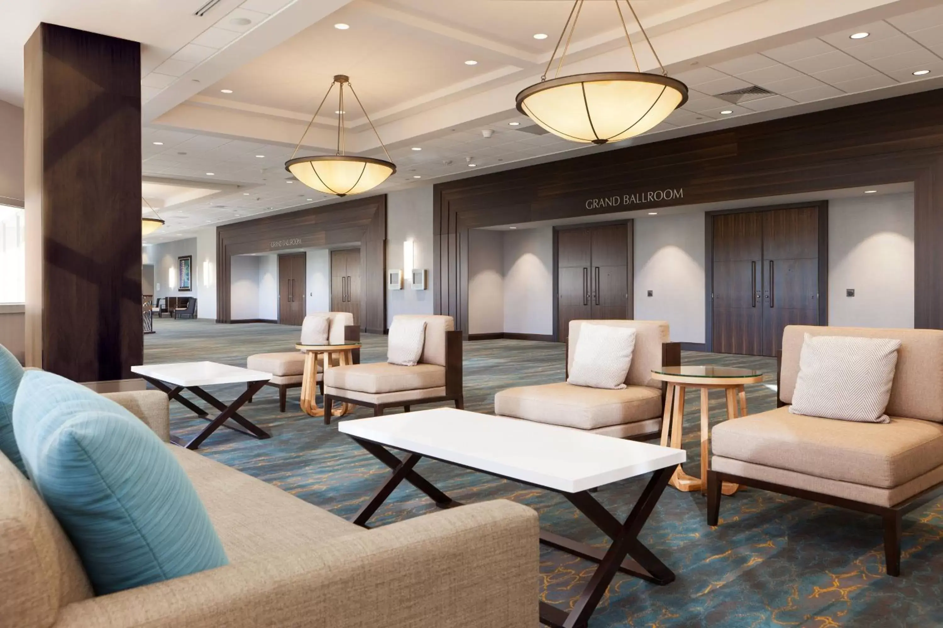 Meeting/conference room, Seating Area in Fort Lauderdale Marriott Harbor Beach Resort & Spa