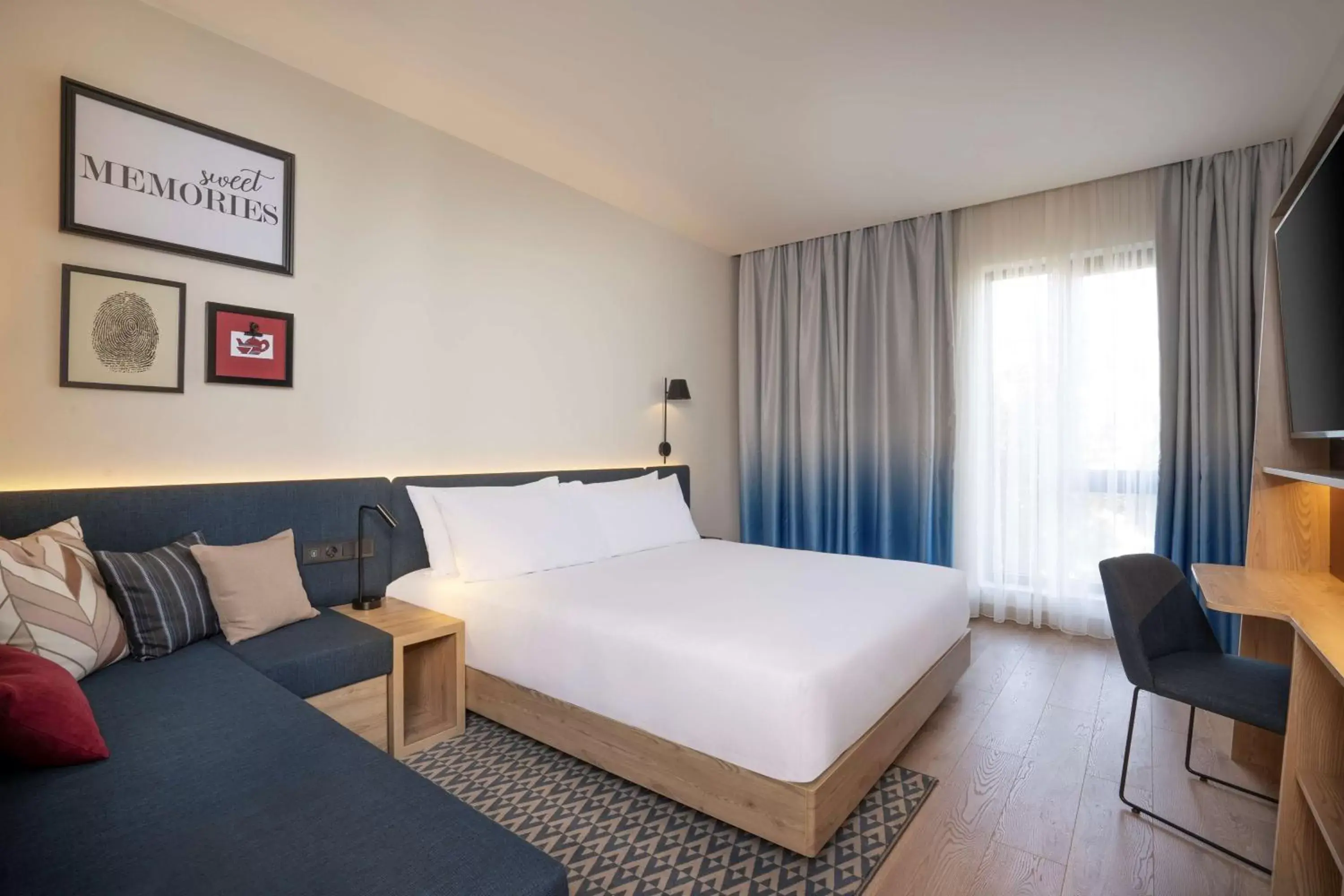 Bedroom, Bed in Hampton by Hilton Tashkent