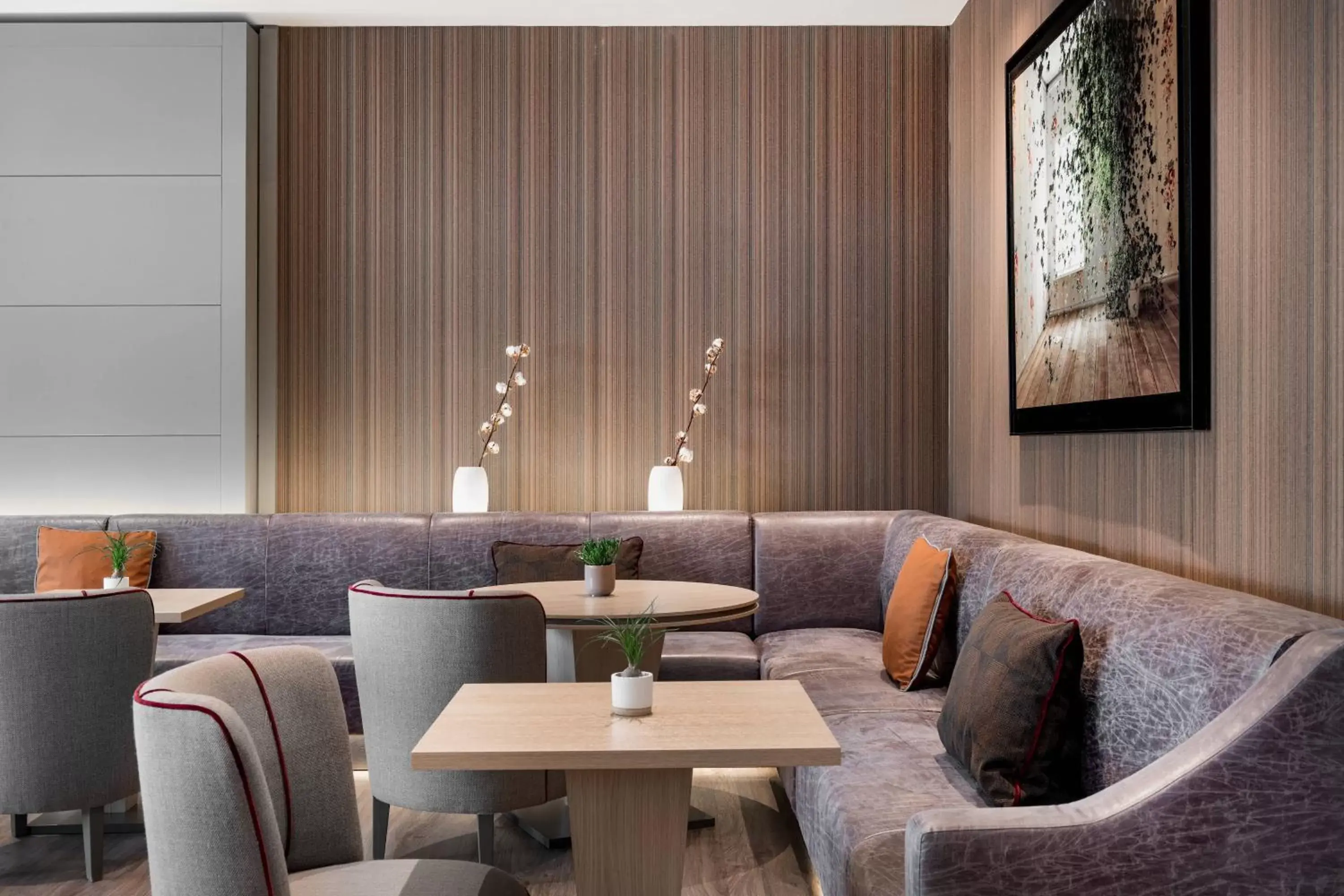 Lounge or bar, Seating Area in AC Hotel Bologna by Marriott