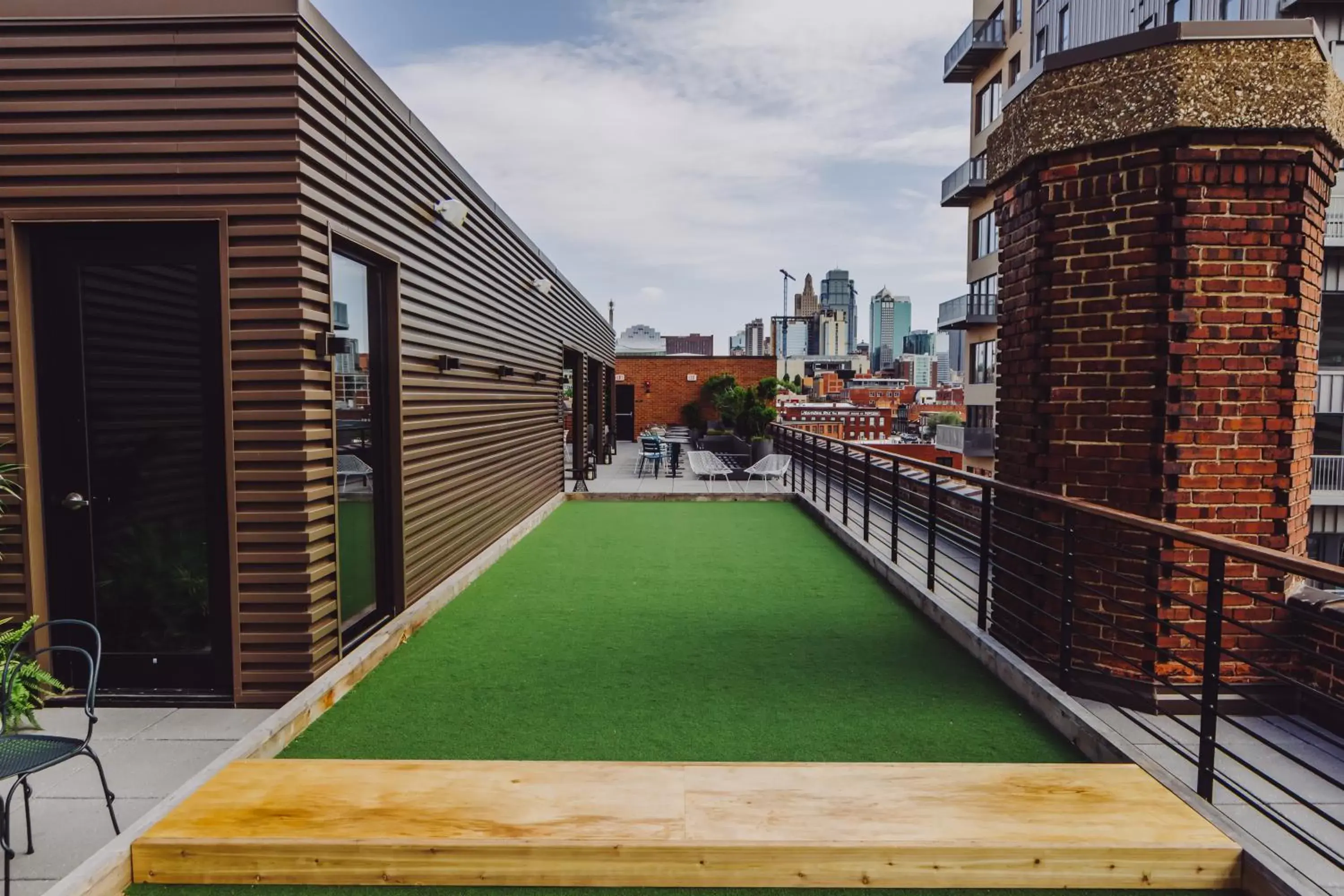 Property building in Crossroads Hotel Property building in Crossroads Hotel