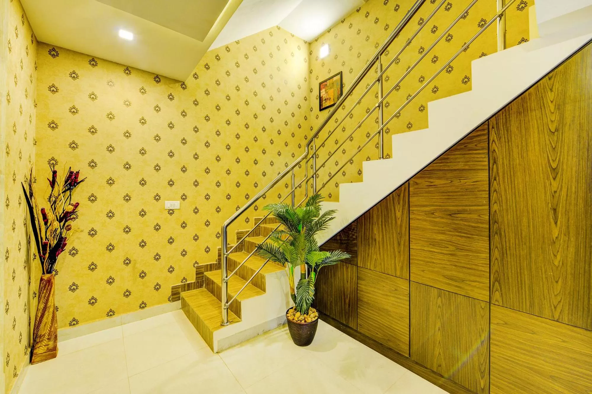 Lobby or reception in FabHotel Sky Bay Residency - Near Kodambakkam Railway Station