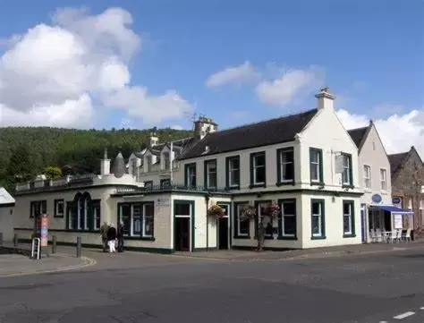 Street view, Property Building in Green Tree Hotel