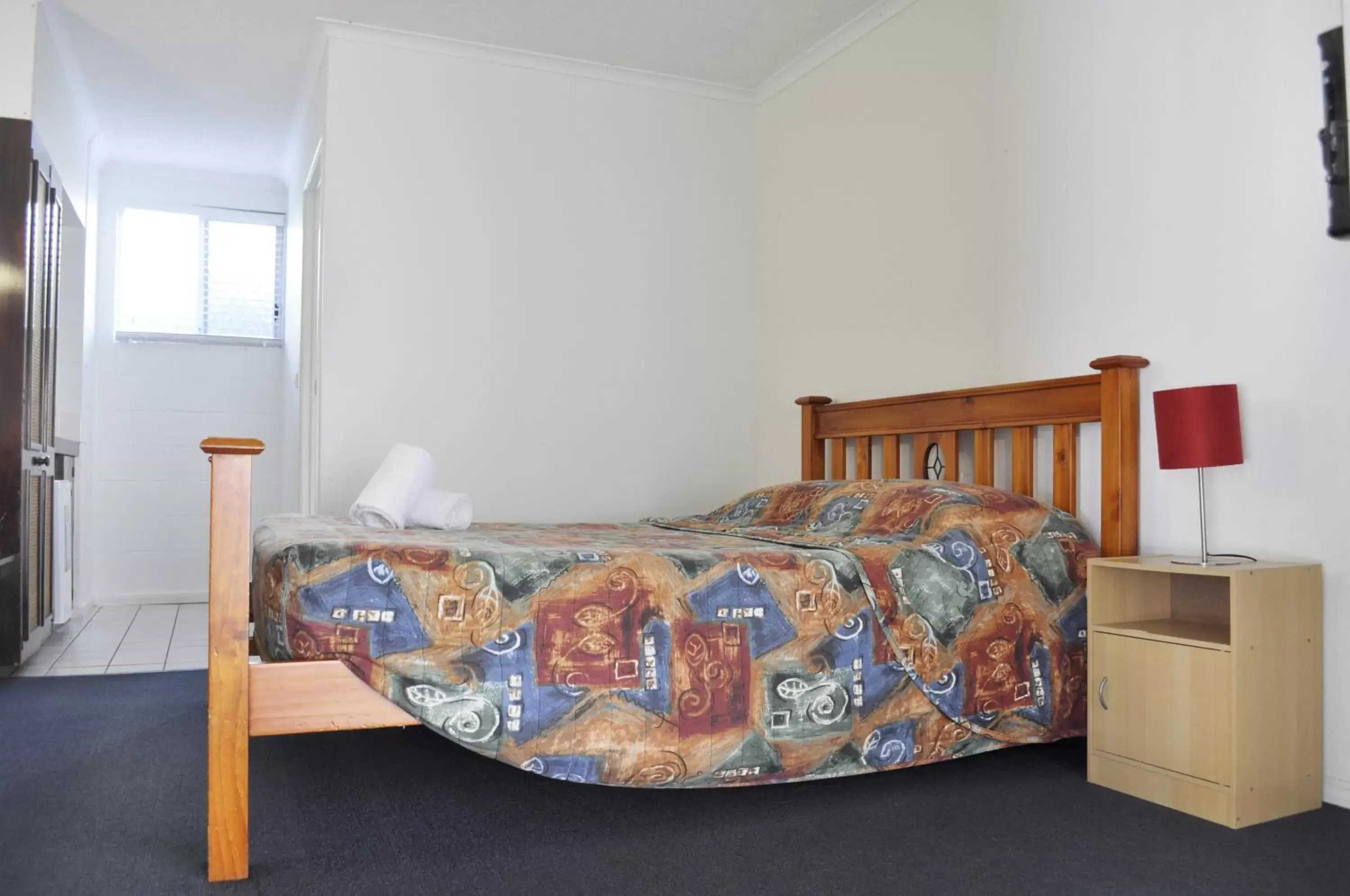 Bedroom, Bed in Alexandra Park Motor Inn