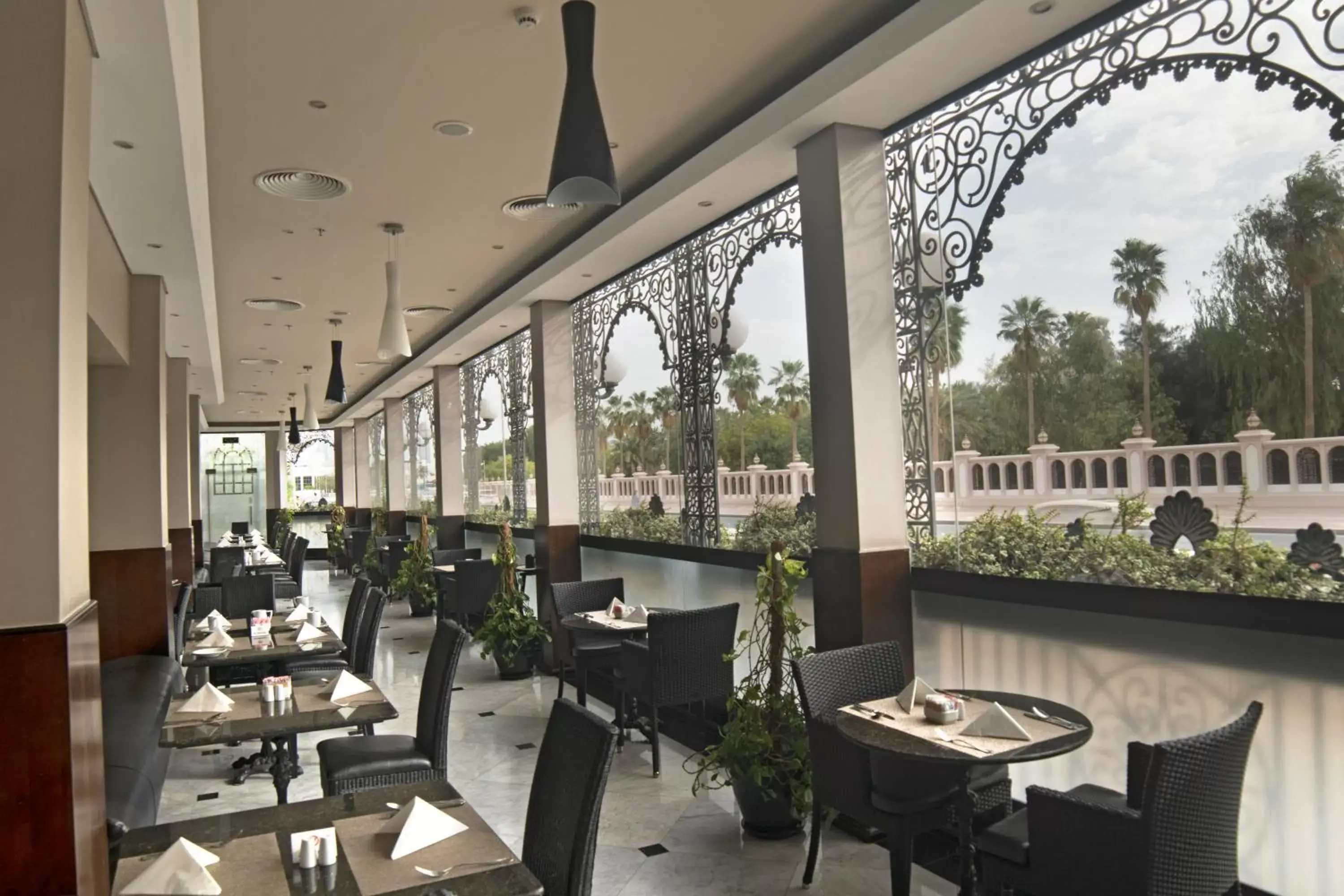 Patio, Restaurant/Places to Eat in Ramada by Wyndham Bahrain