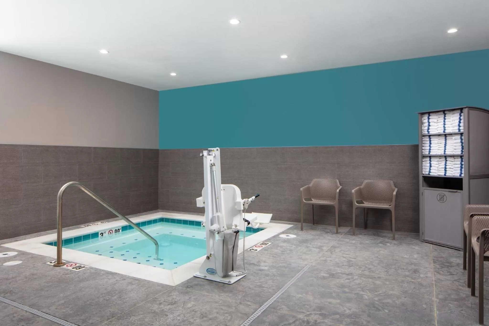 Swimming pool in avid hotel Wenatchee by IHG