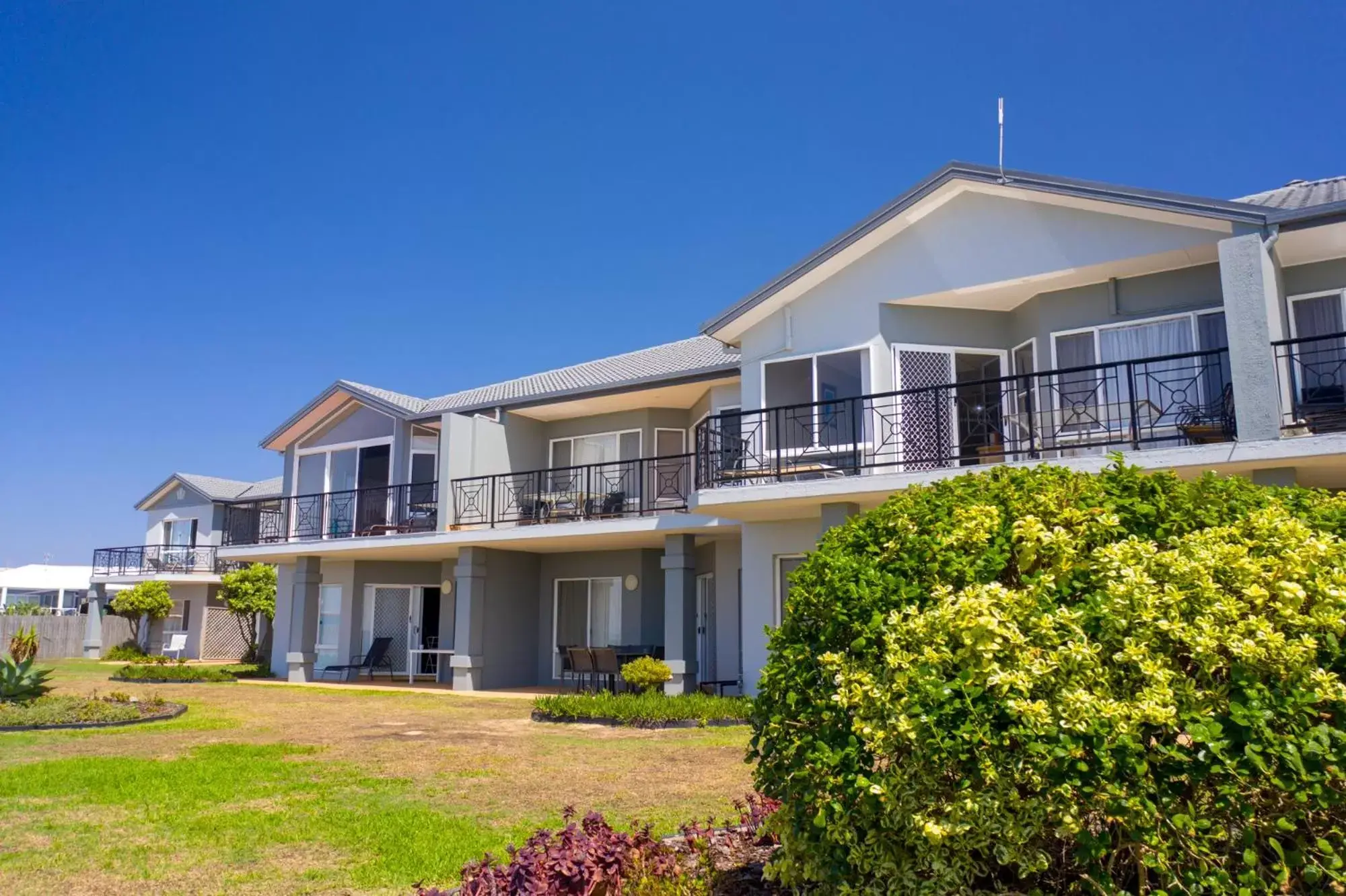 Property Building in Meridian Beachside Apartments