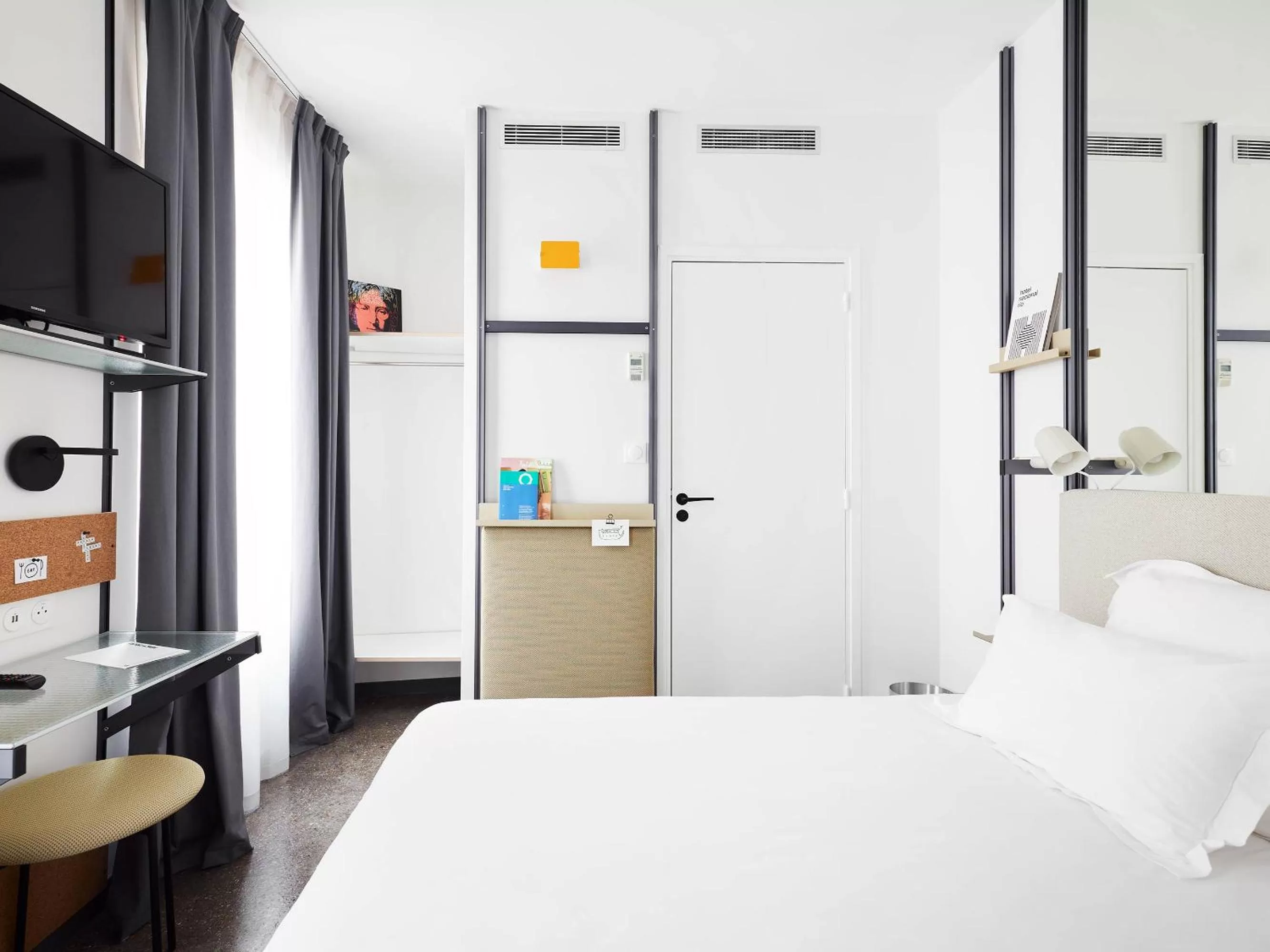 Bedroom, Bed in French Theory