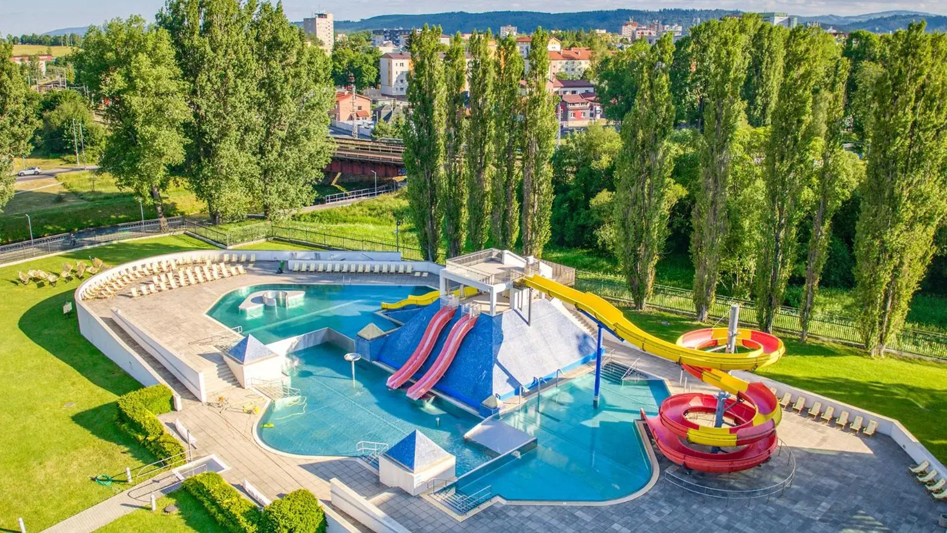 Swimming pool, Pool View in Hotel AquaCity Mountain View