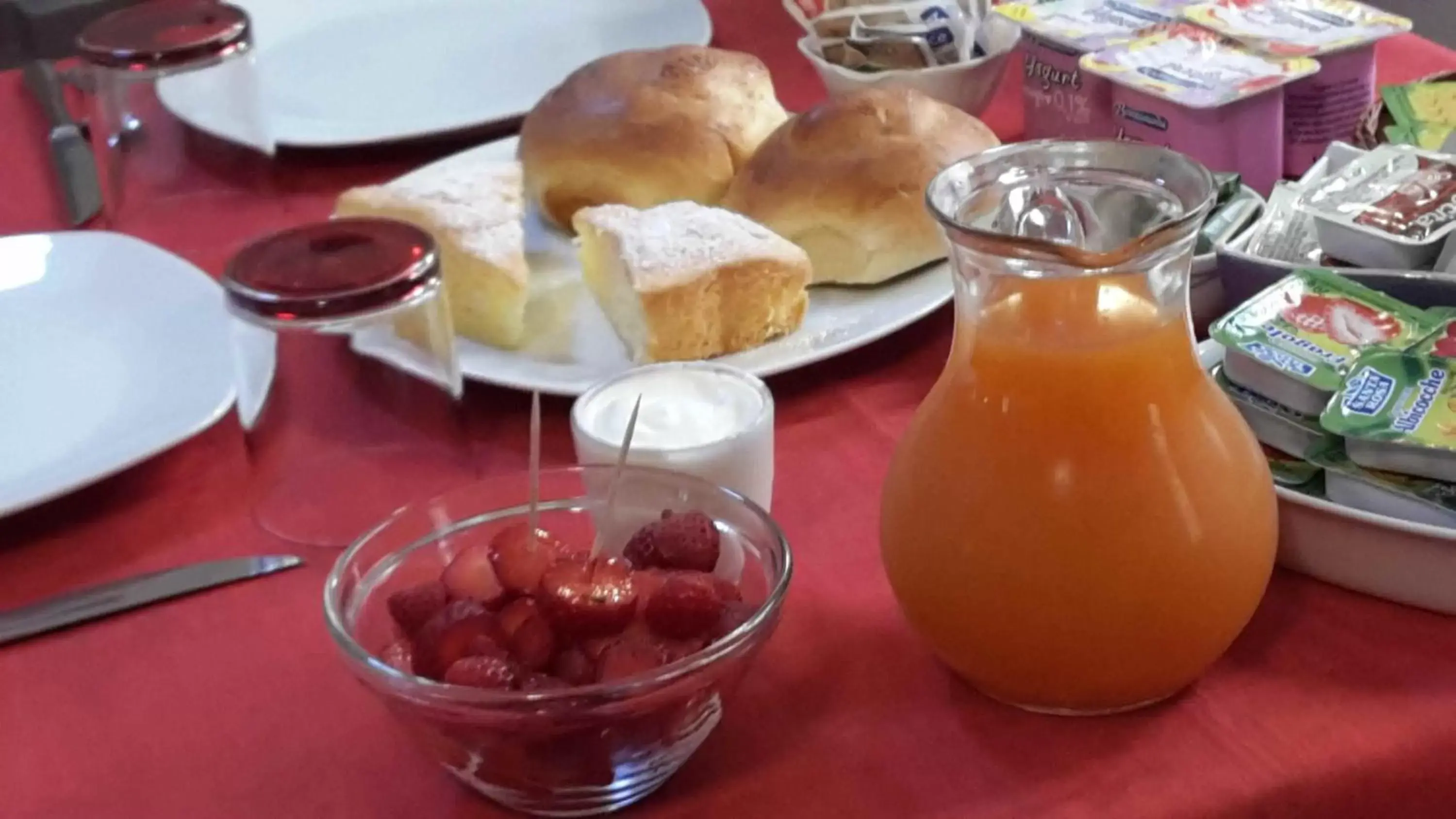 Continental breakfast in Sogni D'Oro