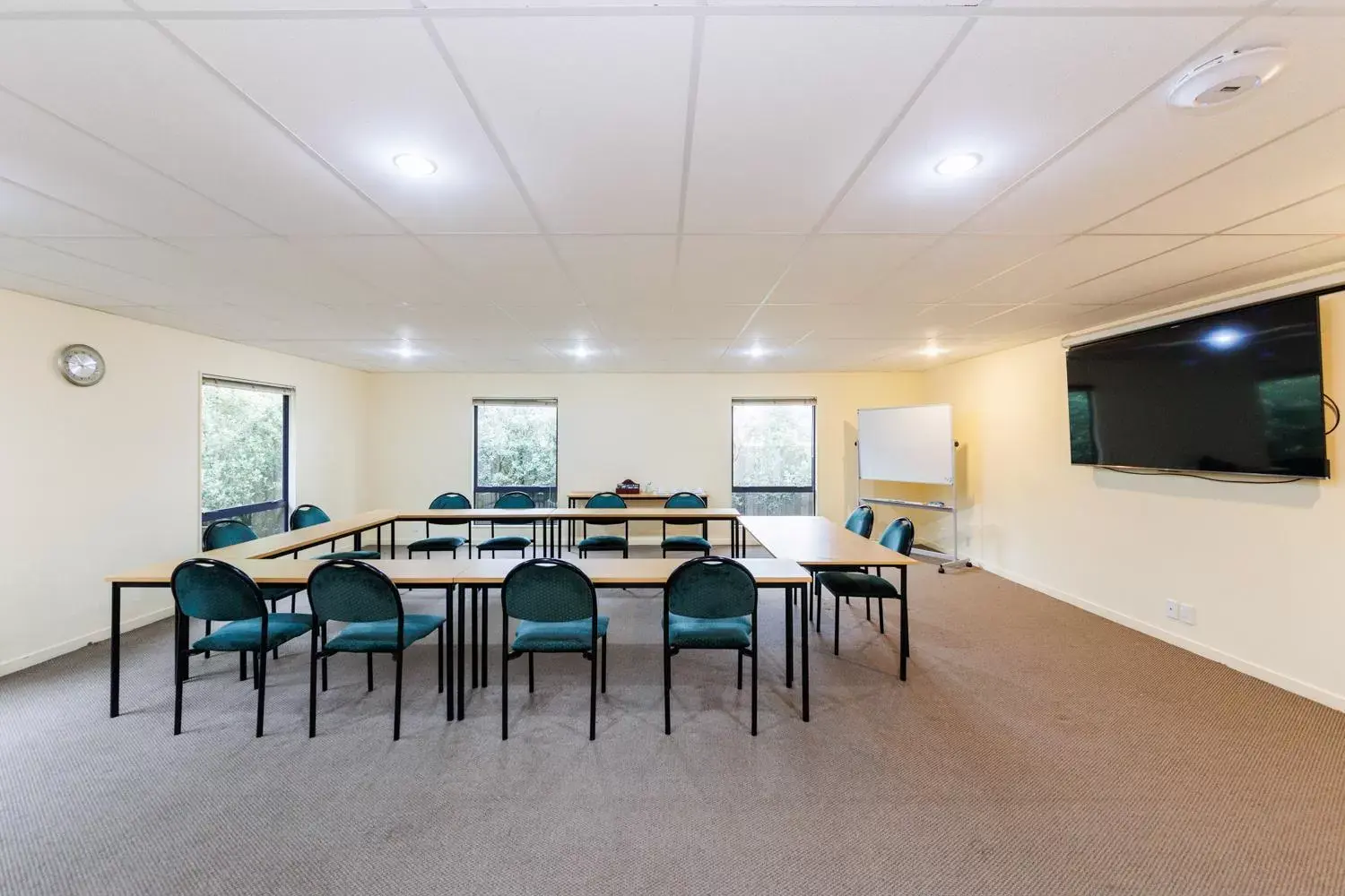 Meeting/conference room in Bella Vista Motel Palmerston North