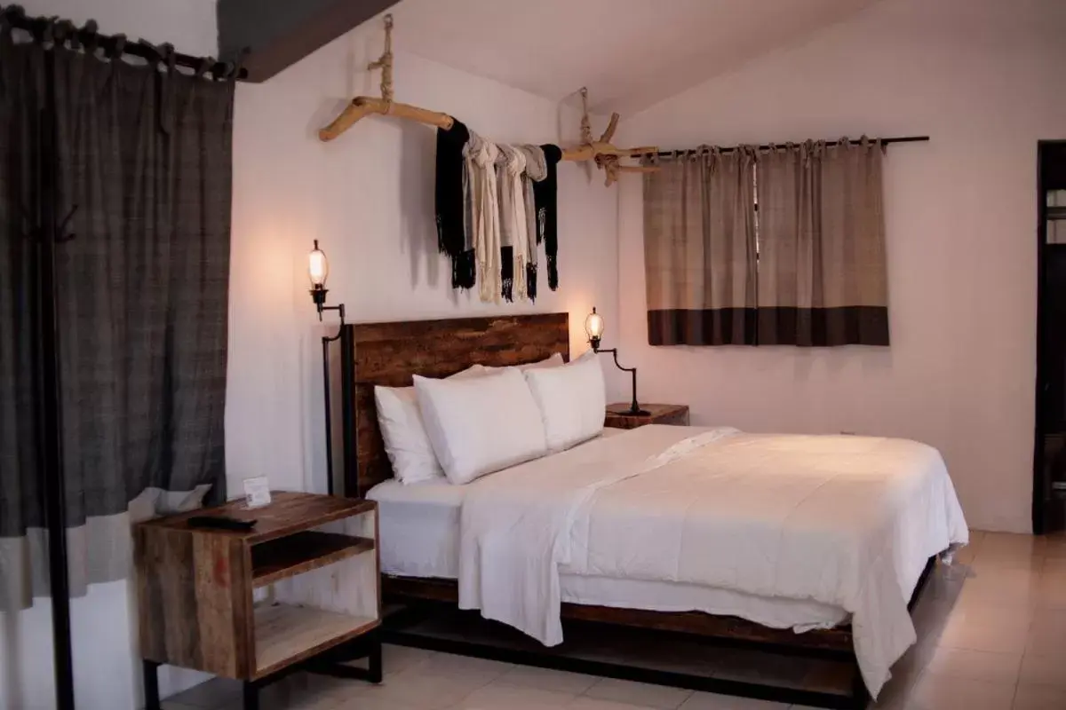 Photo of the whole room, Bed in Hotel Rocaval San Cristóbal de las Casas
