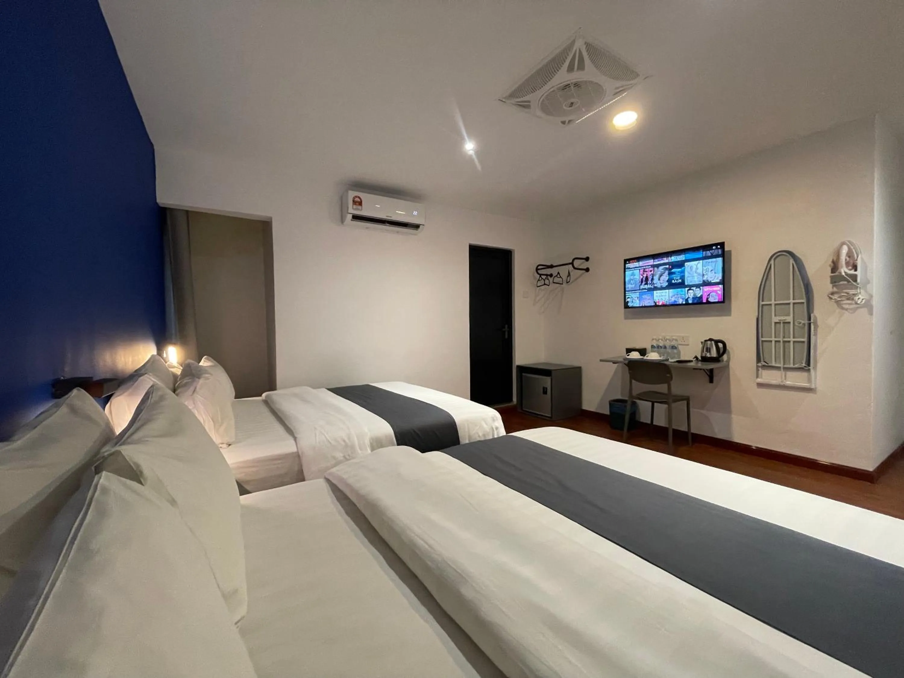 Bed in Asia Premium Hotel Kuala Terengganu