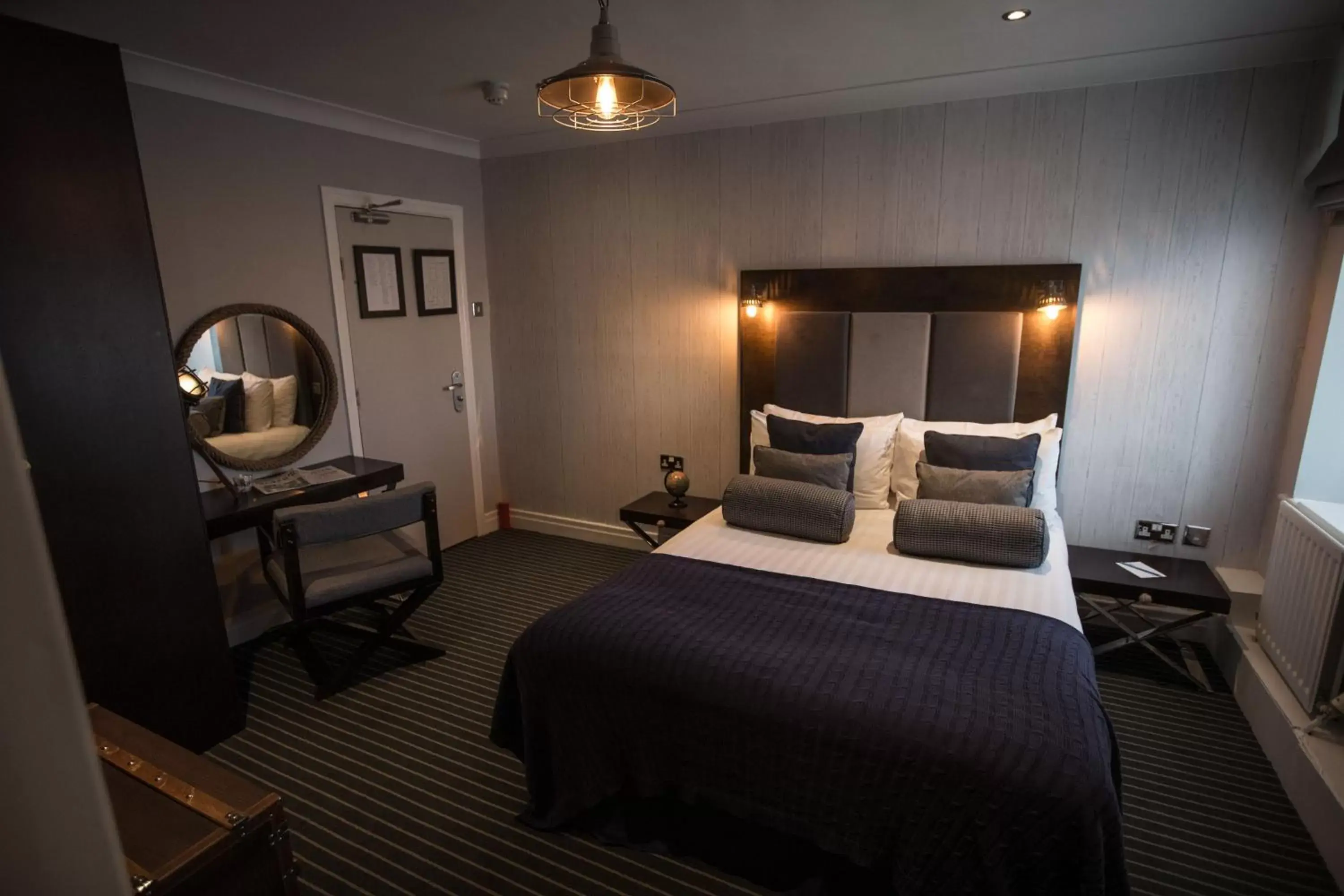 Bedroom, Bed in Roker Hotel BW Premier Collection