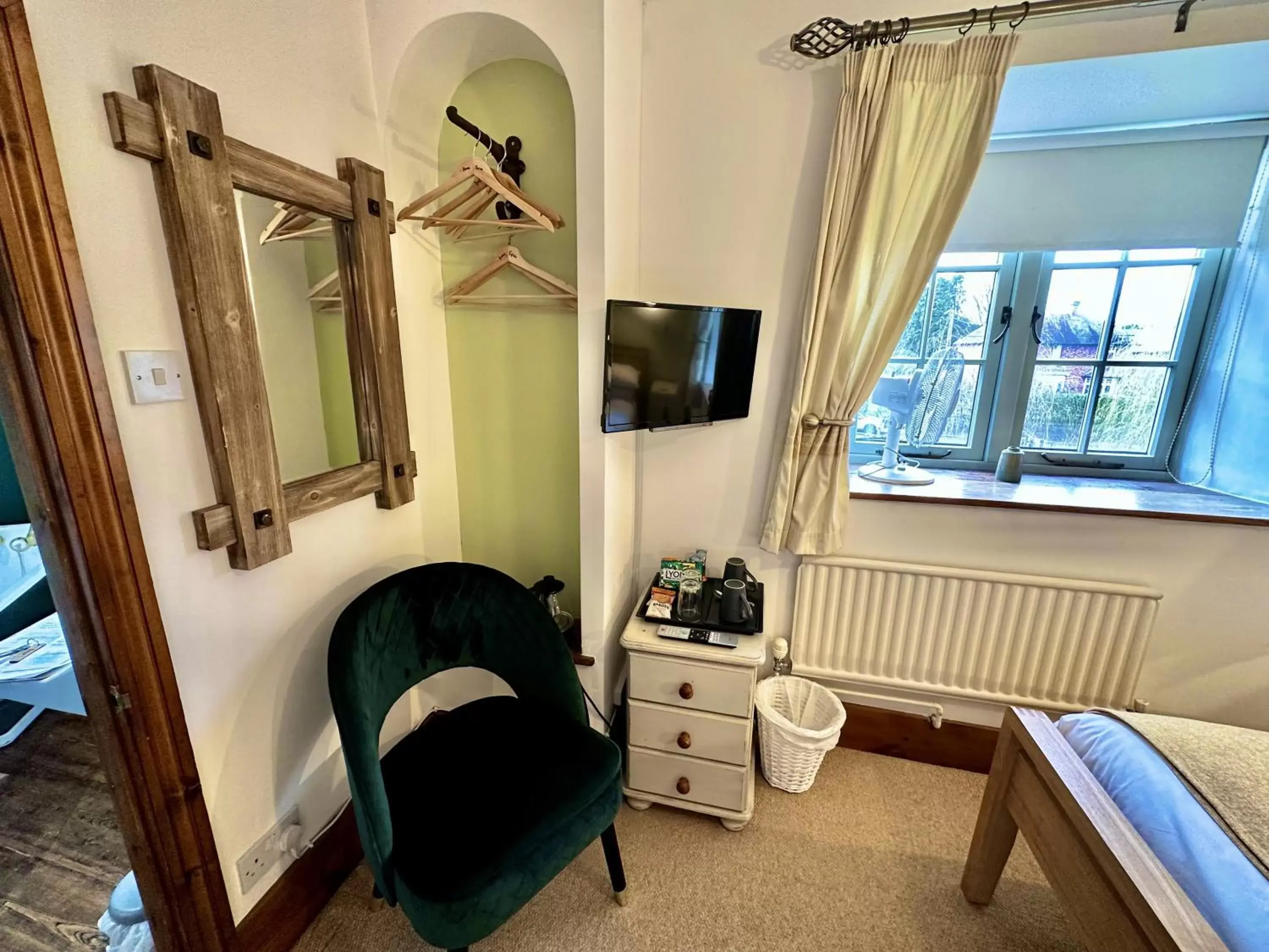 Bedroom, Seating Area in Home Farm Bed & Breakfast