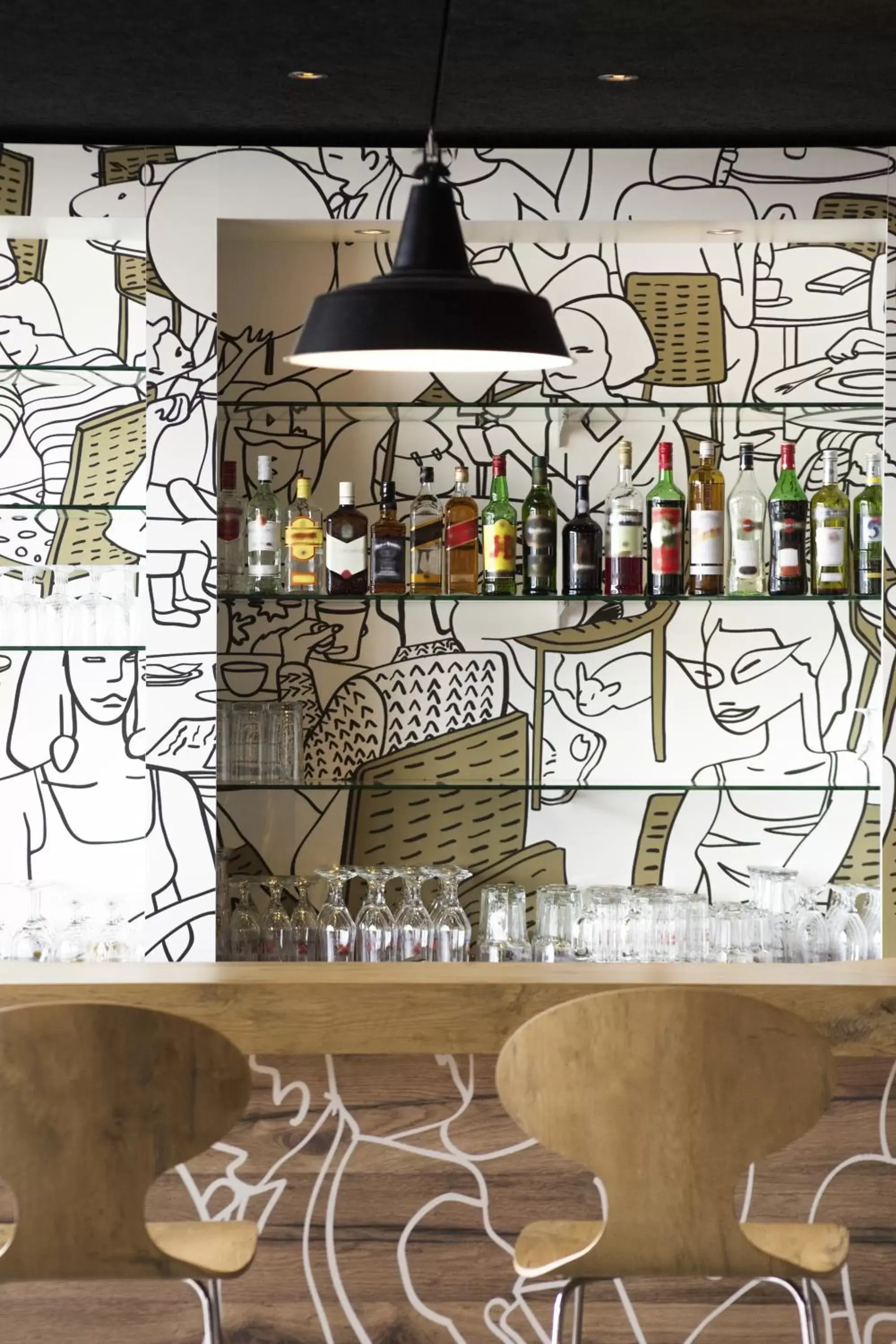 Lounge or bar in ibis Strasbourg Centre Historique Lounge or bar in ibis Strasbourg Centre Historique