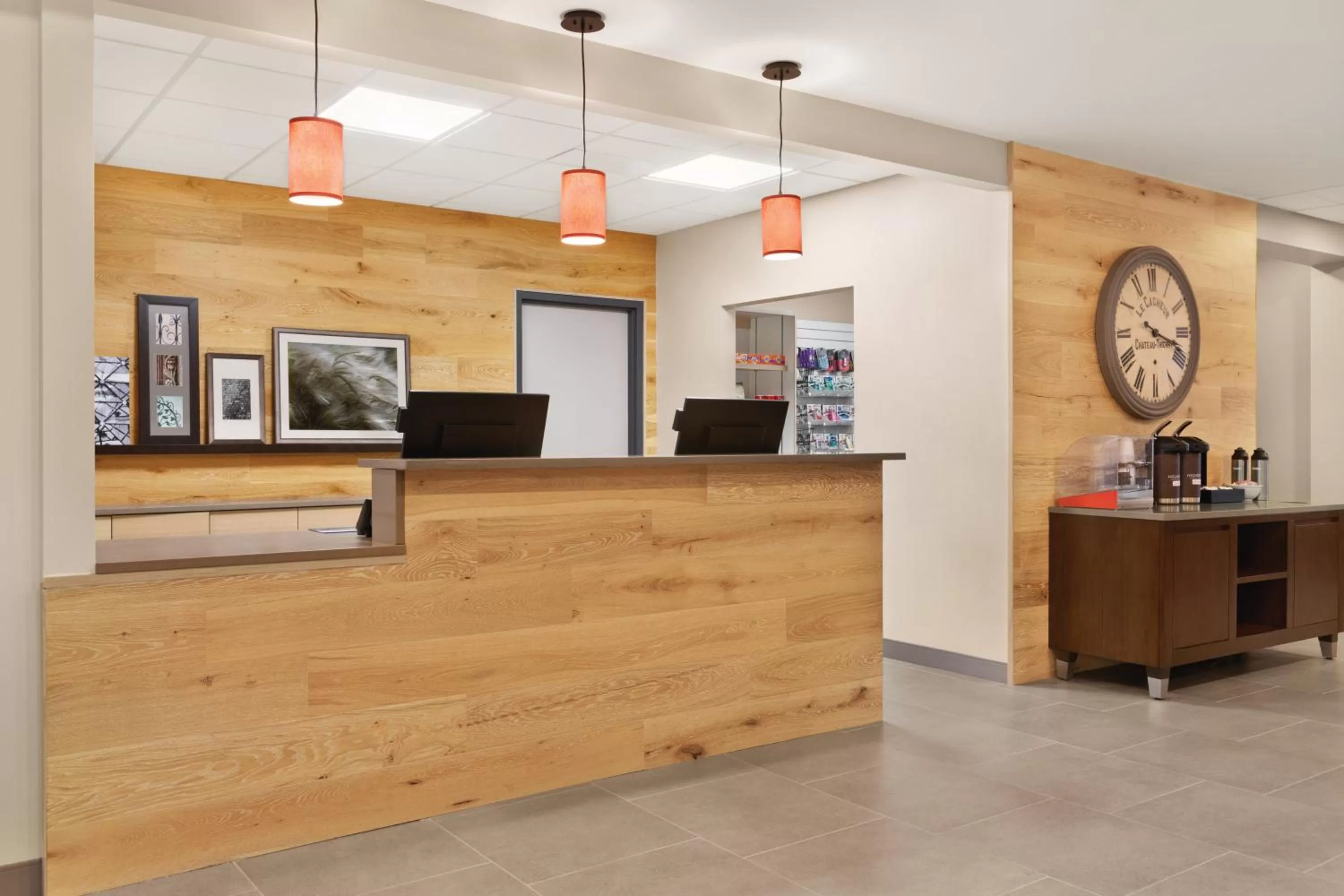 Lobby or reception in Country Inn & Suites by Radisson, Belleville, ON