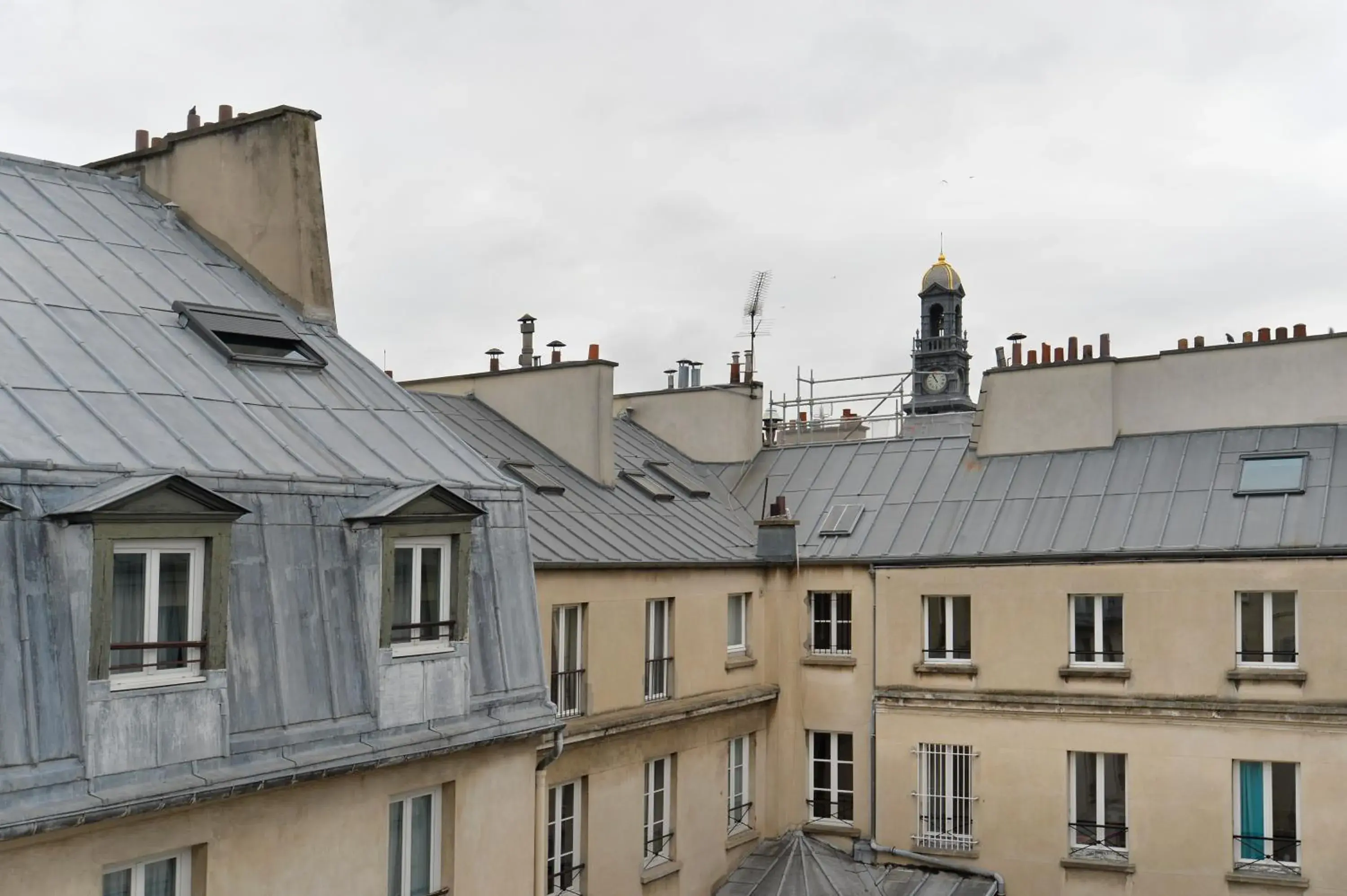 Quiet street view in Hotel d'Espagne Quiet street view in Hotel d'Espagne