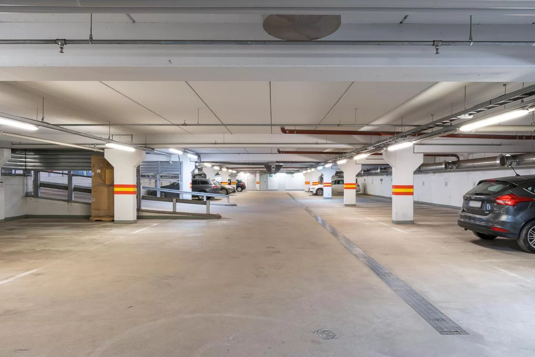 Parking in Hiisi Hotel Helsinki Jätkäsaari