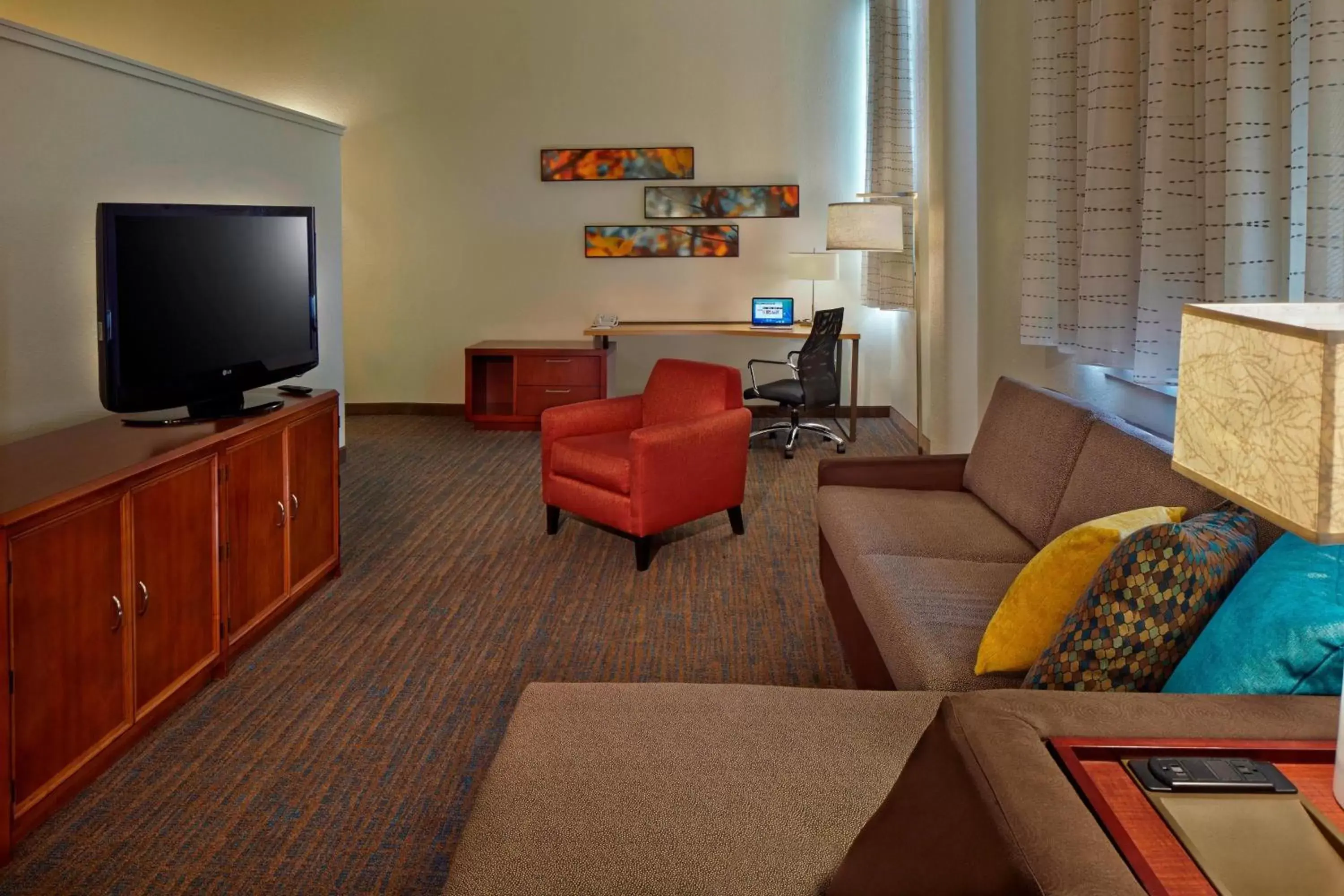 Living room, Seating Area in Residence Inn by Marriott Hartford Downtown