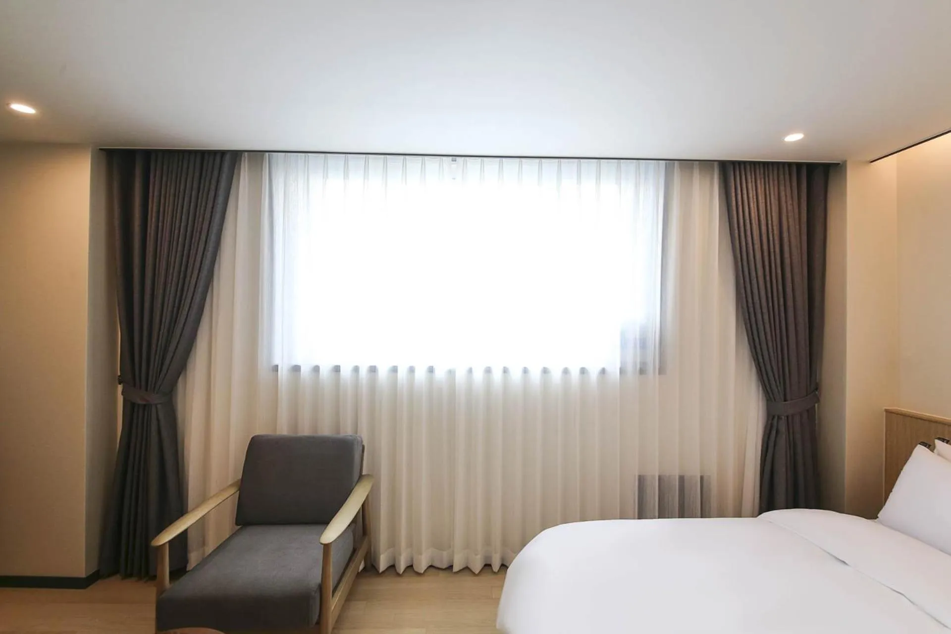 Bed in Benikea hotel